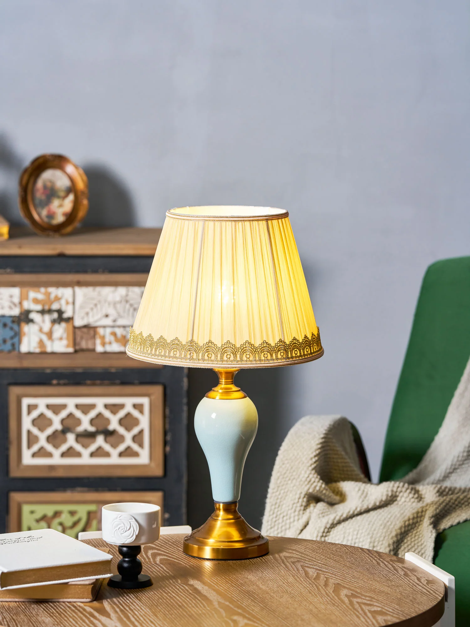 Chaslyn Desk Lamp - Image 39