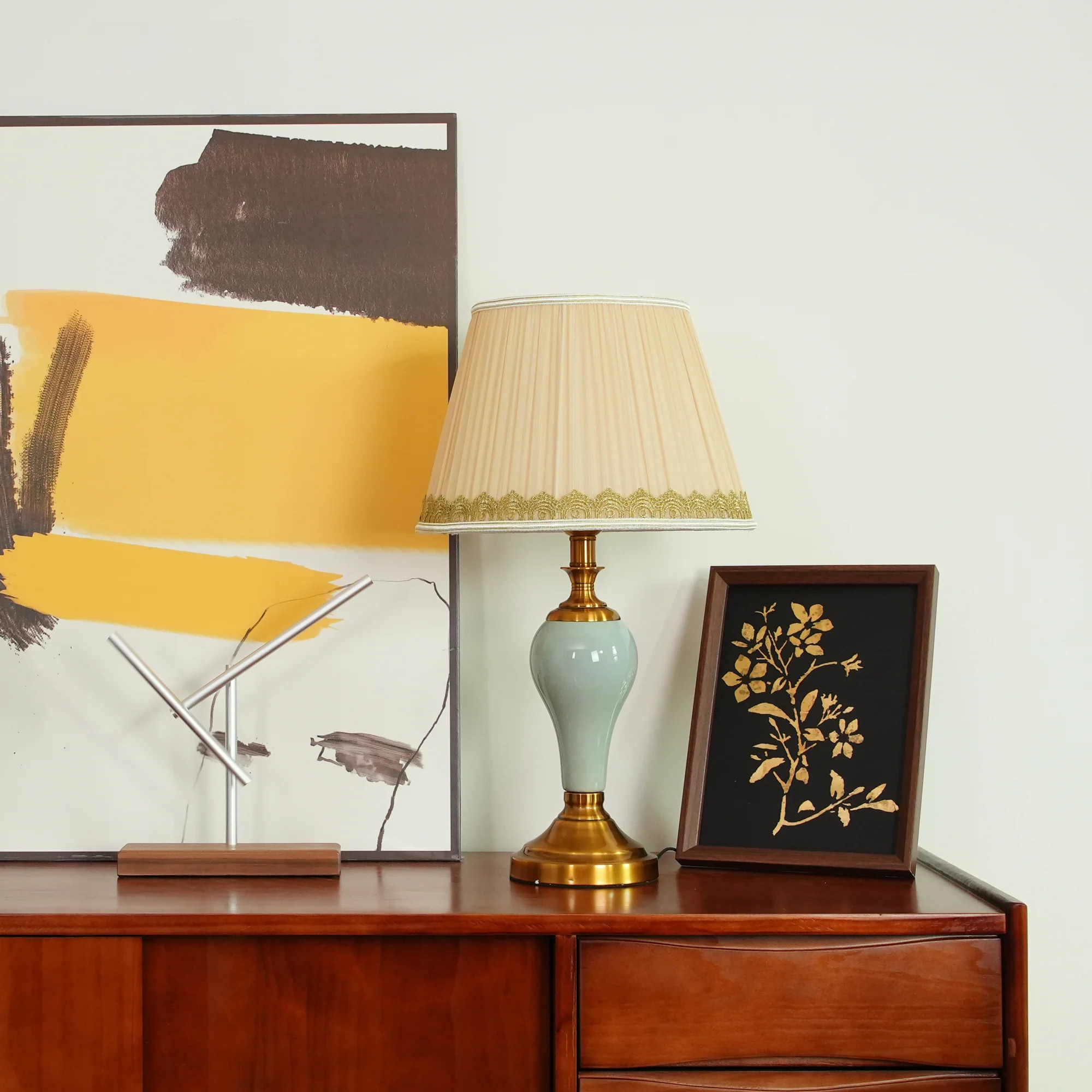 Chaslyn Desk Lamp - Image 6