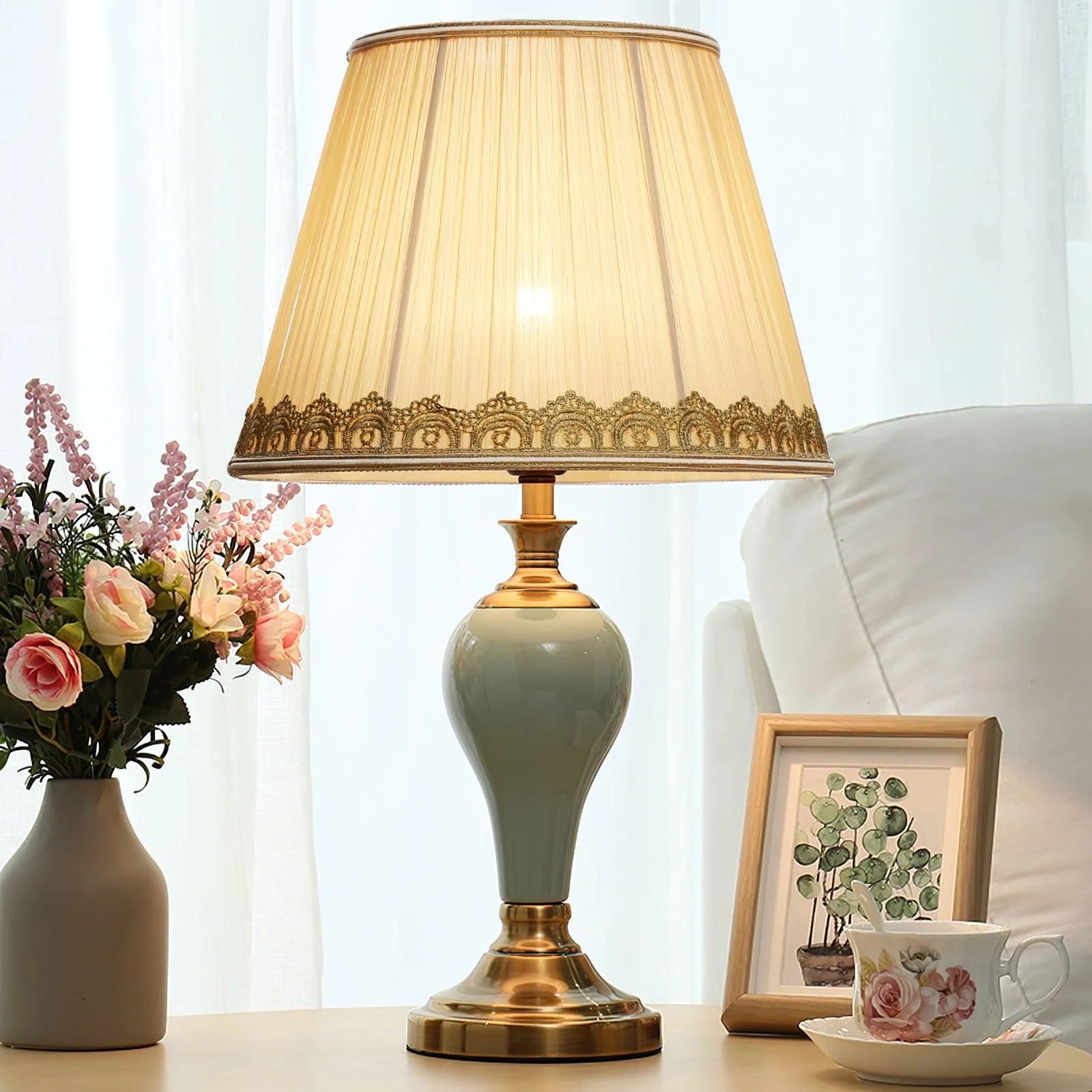 Chaslyn Desk Lamp - Image 8