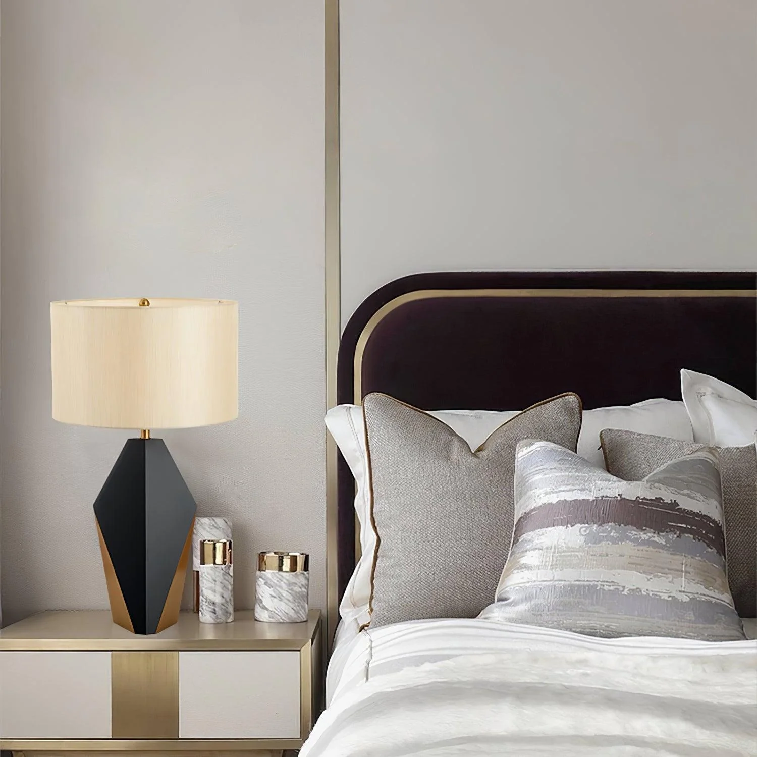 Checklist Table Lamp - Image 5