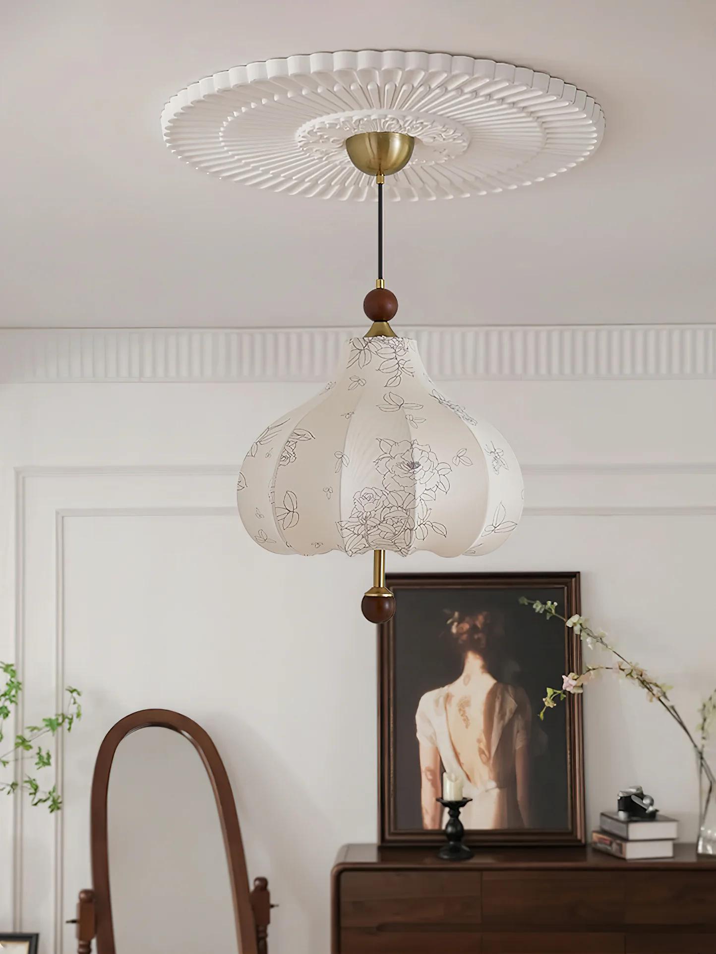 Chestnut Bloom Pendant Lamp - Image 17