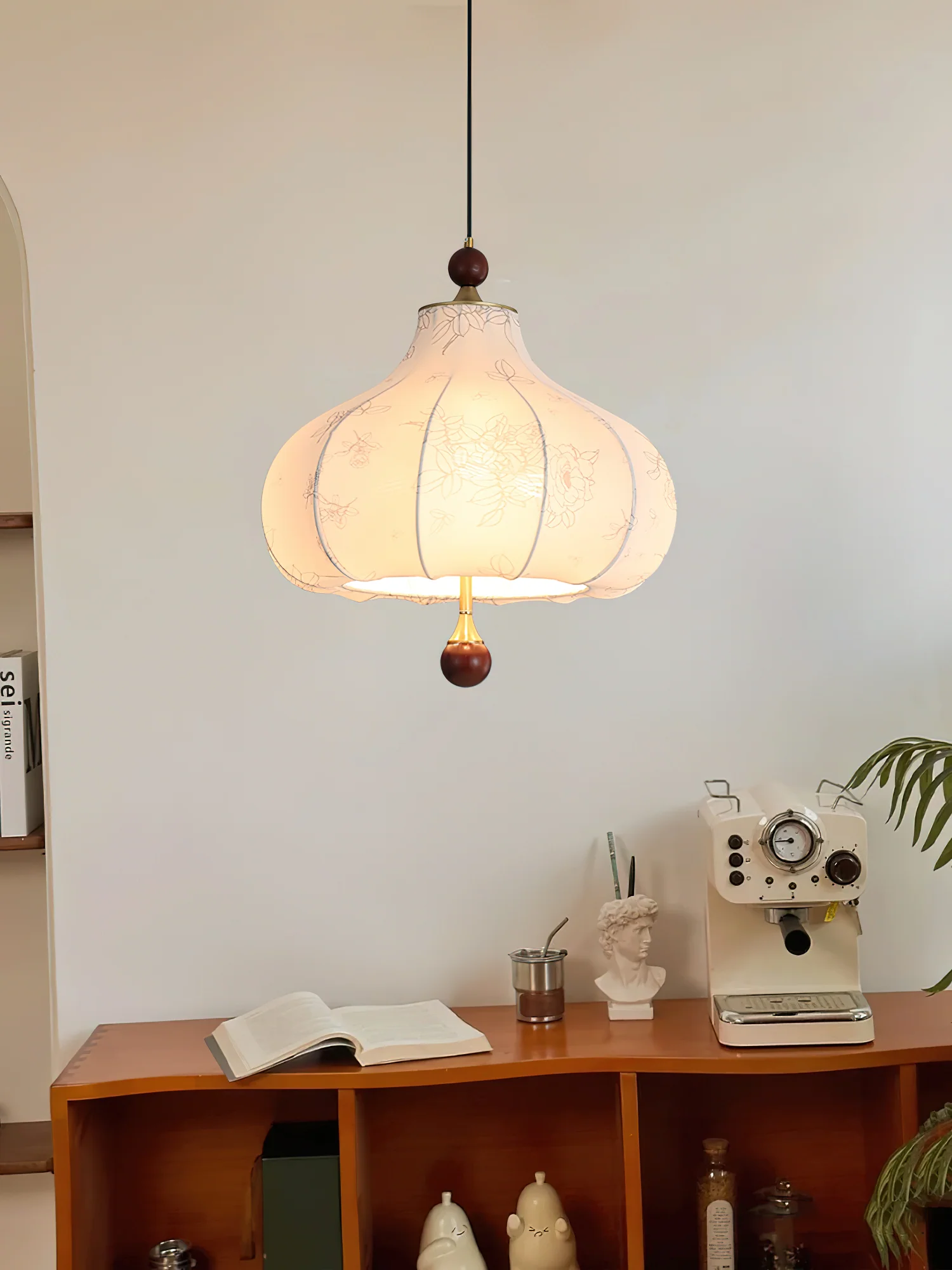 Chestnut Bloom Pendant Lamp - Image 22