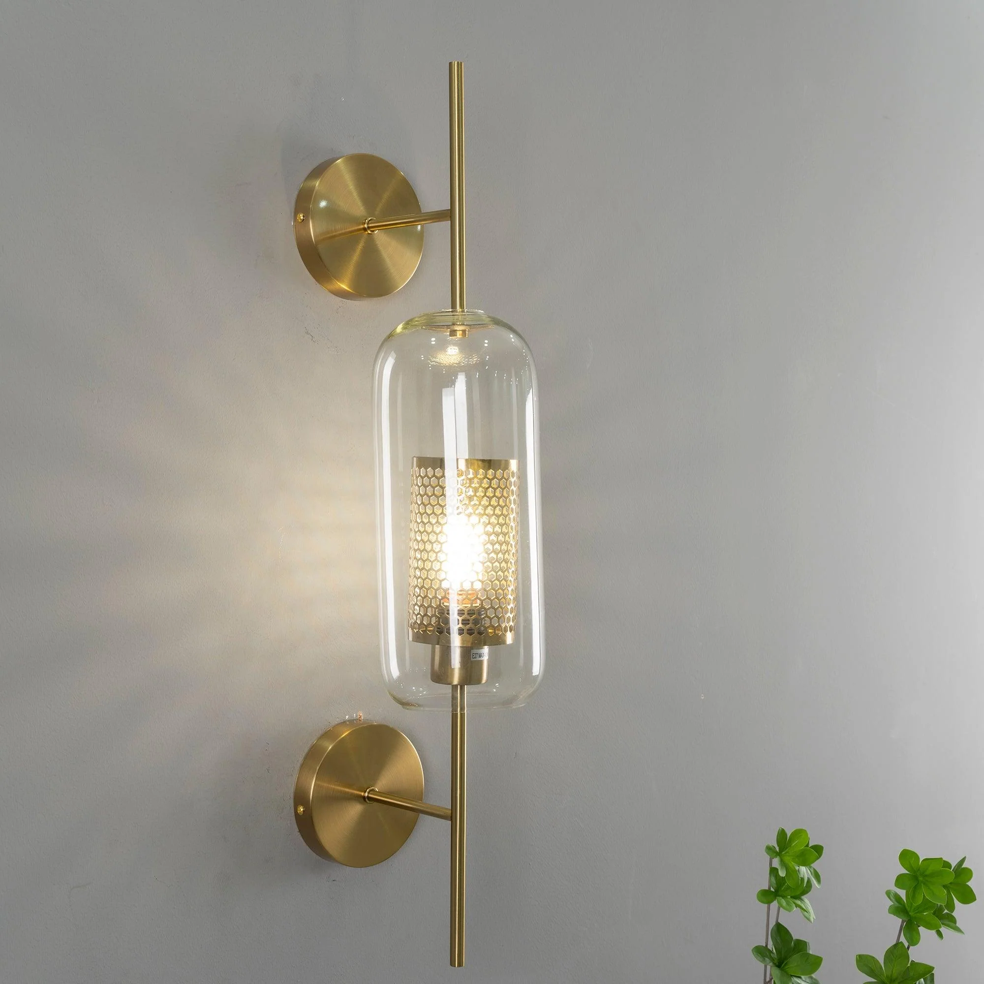 Chiswick Glass Wall Light - Image 51