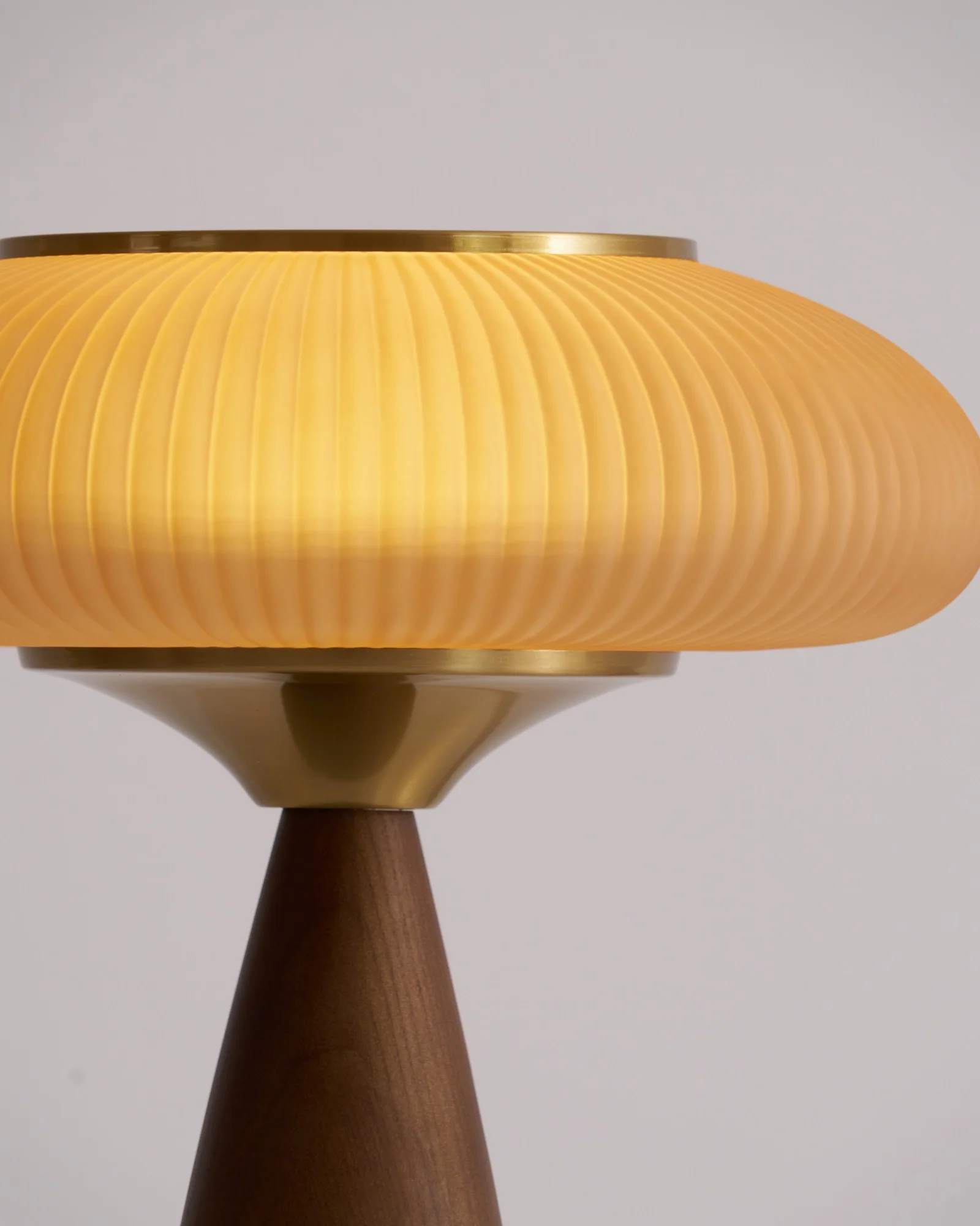 Cielo Wooden Rechargeable Table Lamp - Image 15