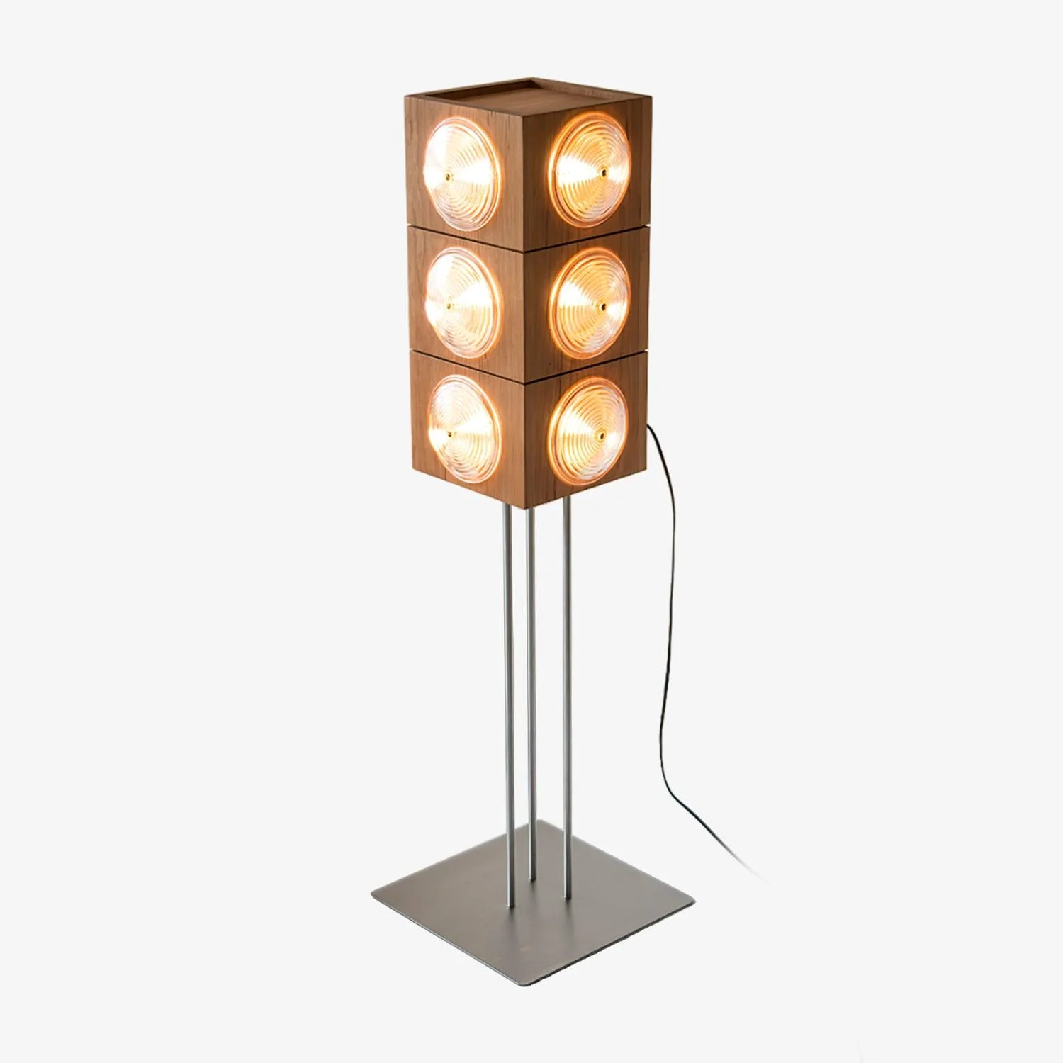Cinematic Lightbox Camera Floor Lamp - Image 23