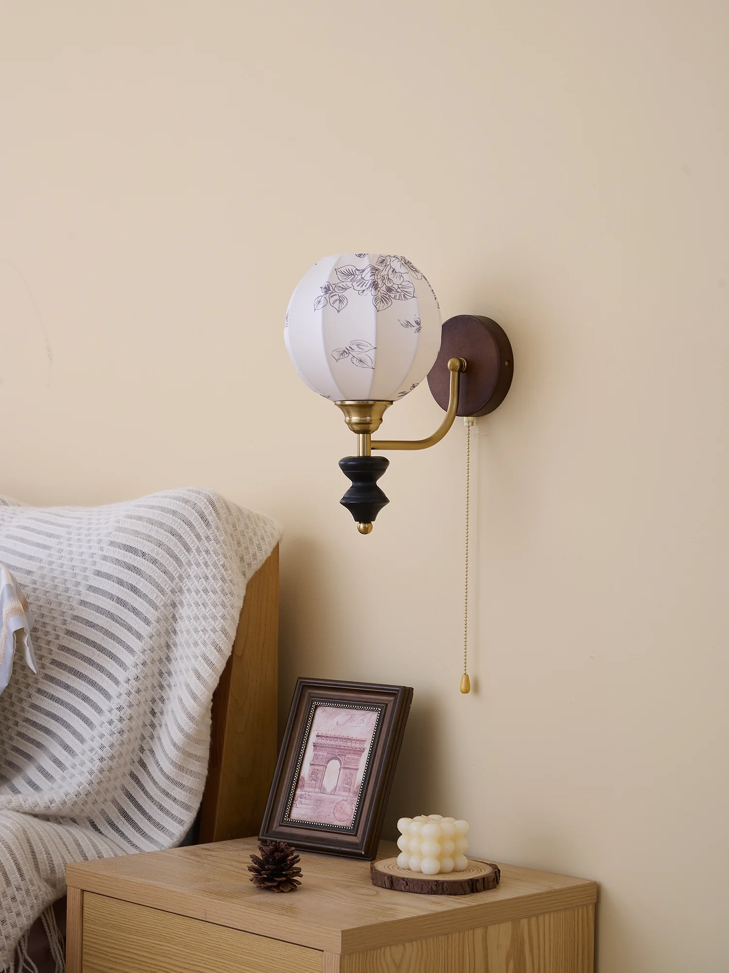 Clarendon Wall Lamp - Image 28