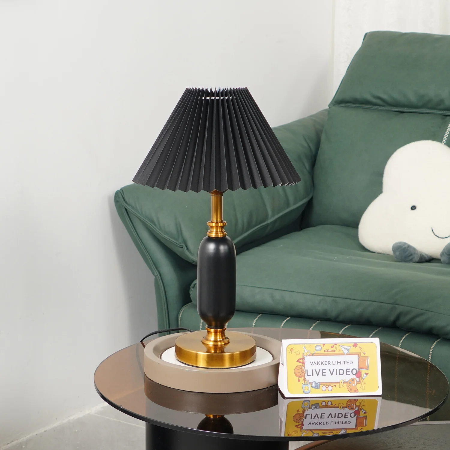 Classic Antique Table Lamp - Image 35