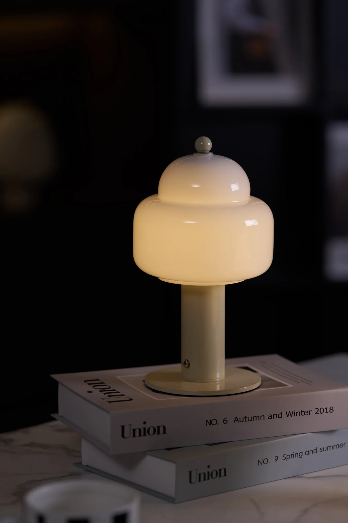 Cloud Dome Table Lamp - Image 27