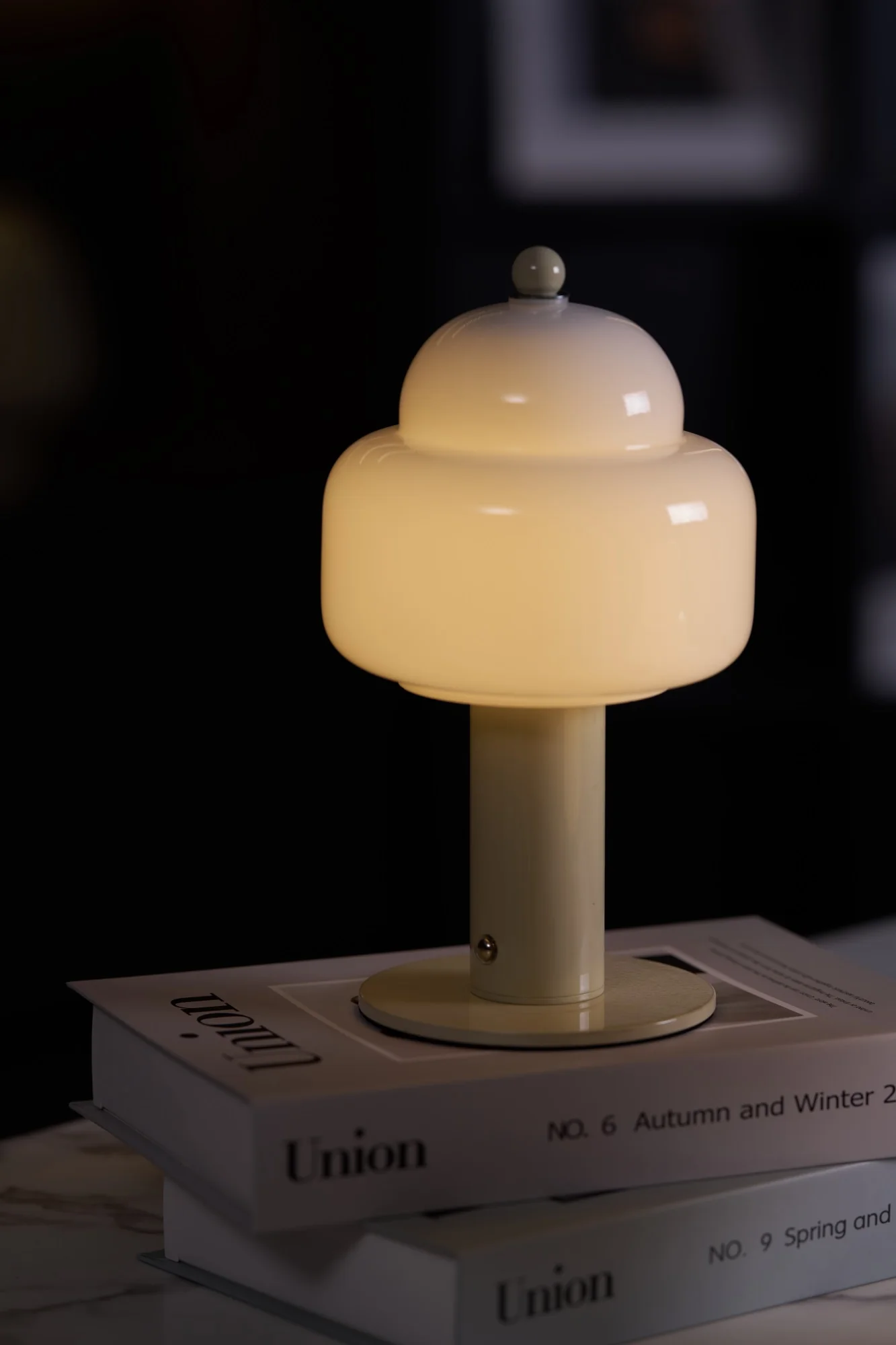 Cloud Dome Table Lamp - Image 9