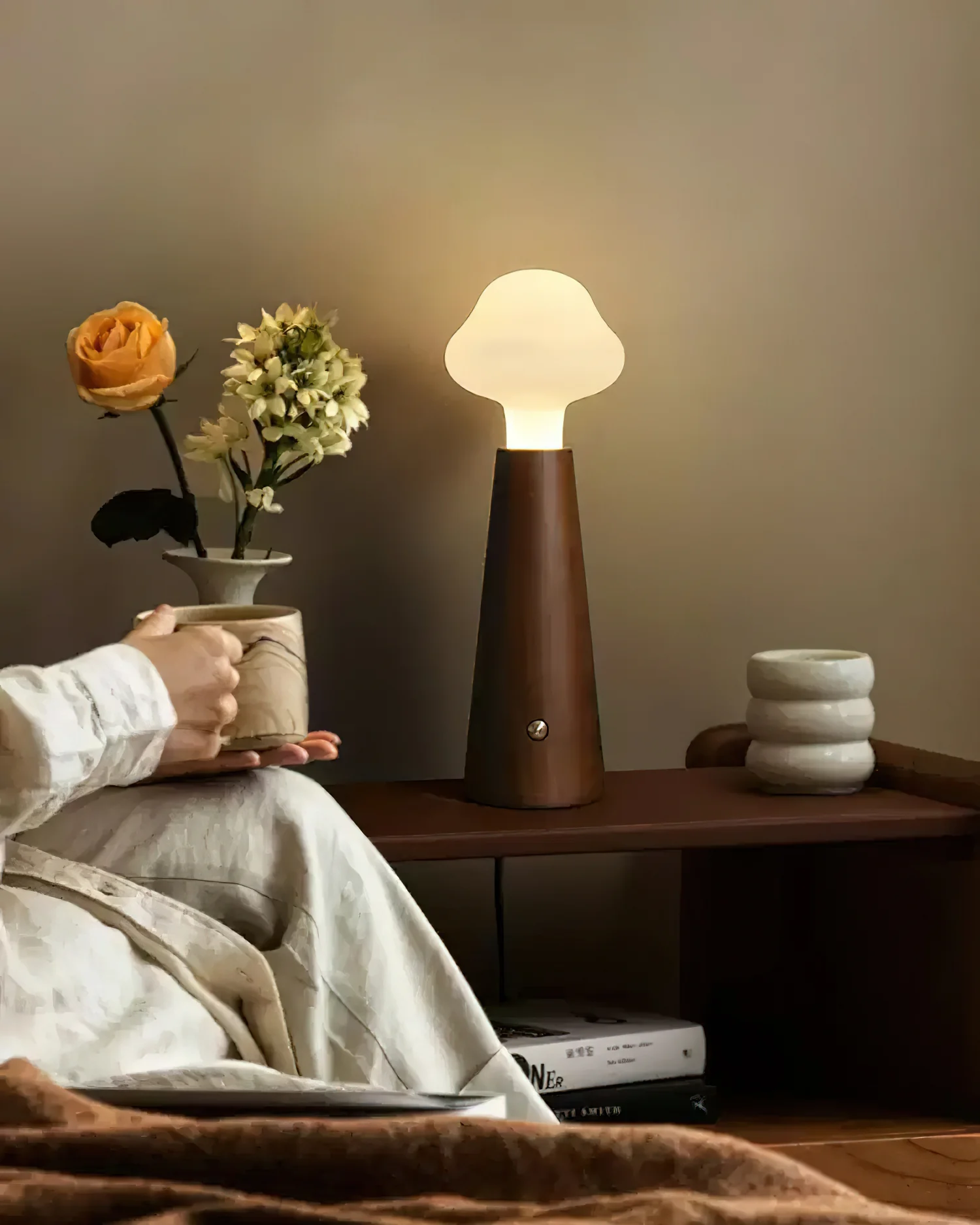 Cloudlet Table Lamp - Image 14