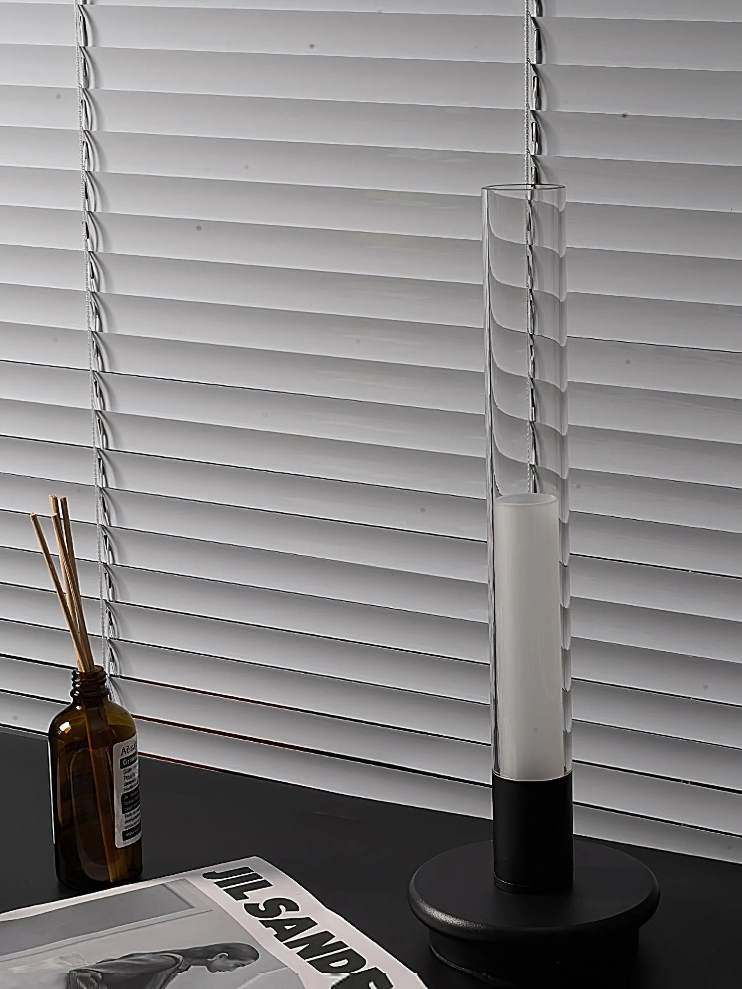 Column Built-in Battery Table Lamp - Image 19