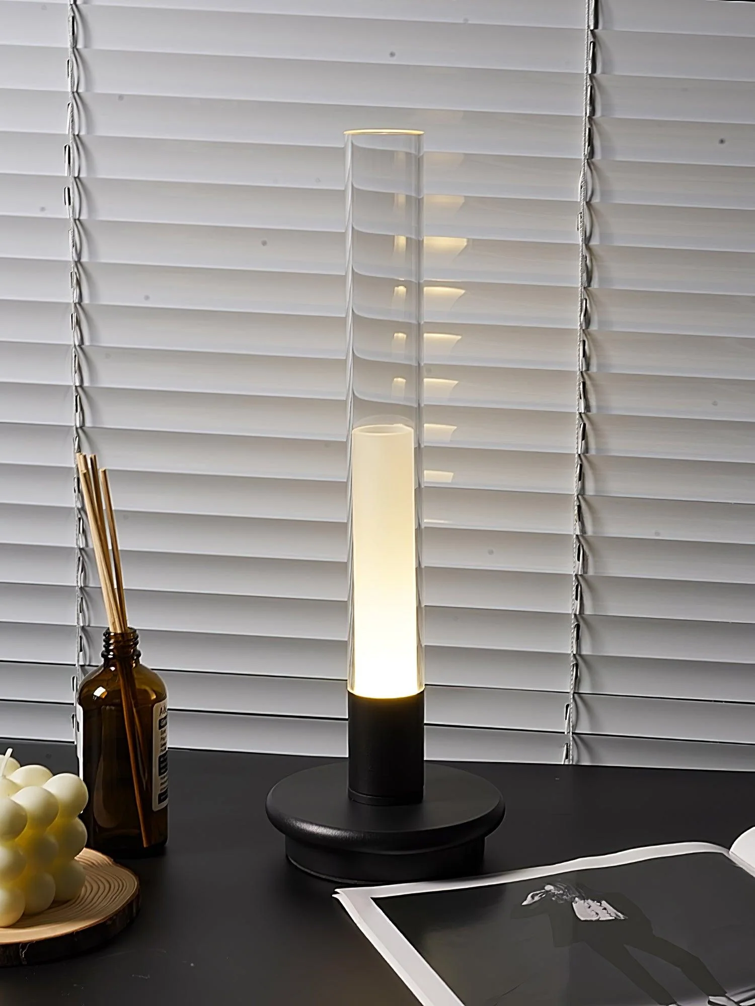 Column Built-in Battery Table Lamp - Image 4
