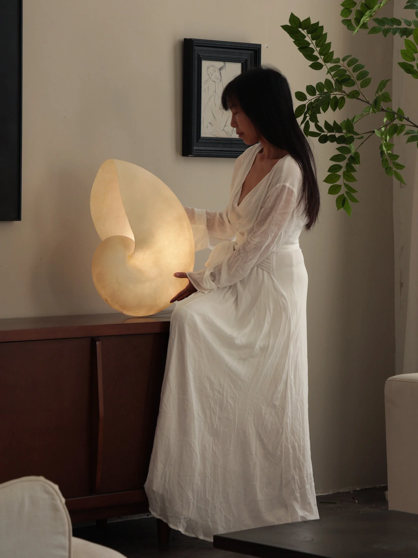 Conch Bloom Lamp - Image 8
