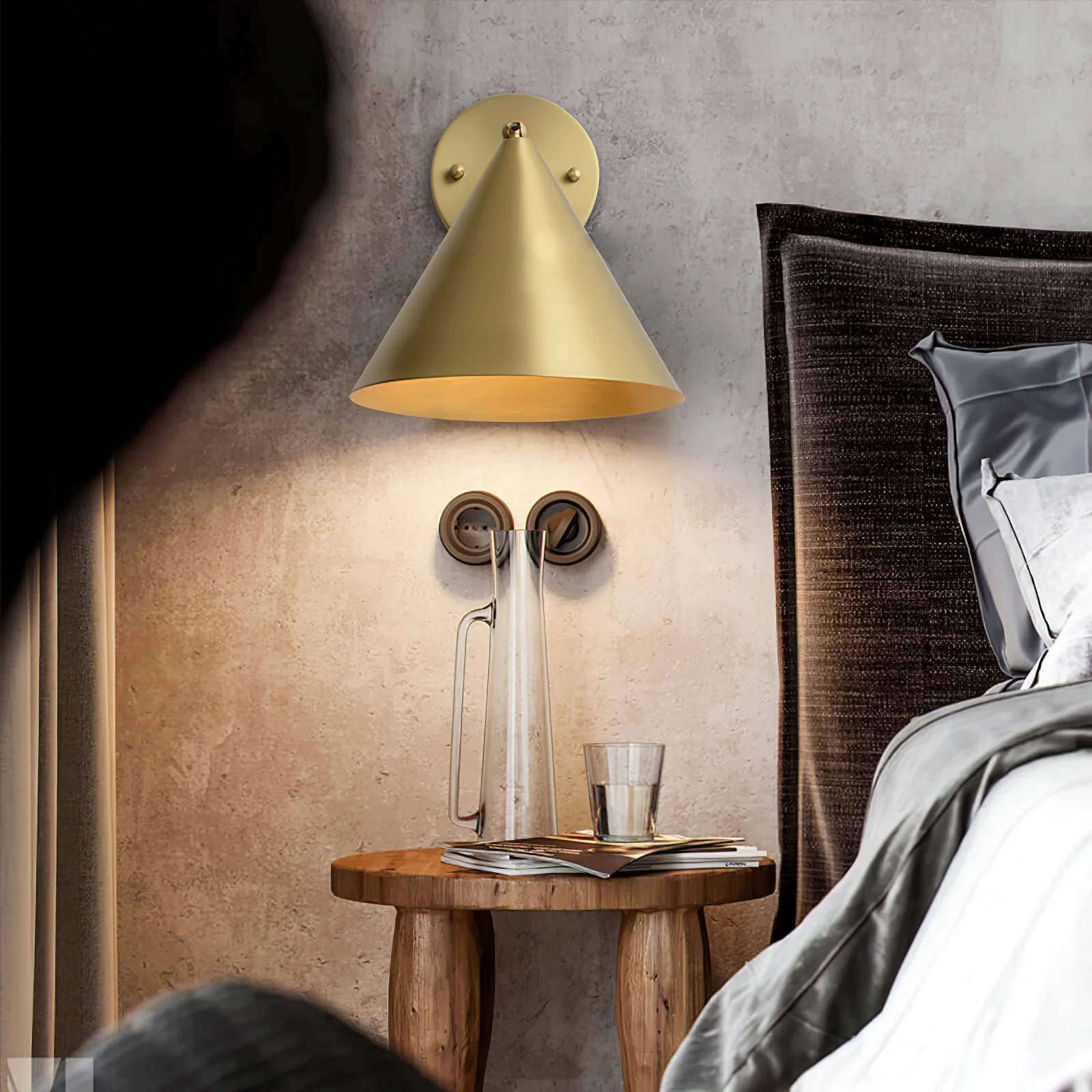 Conica Brass Wall Light - Image 2