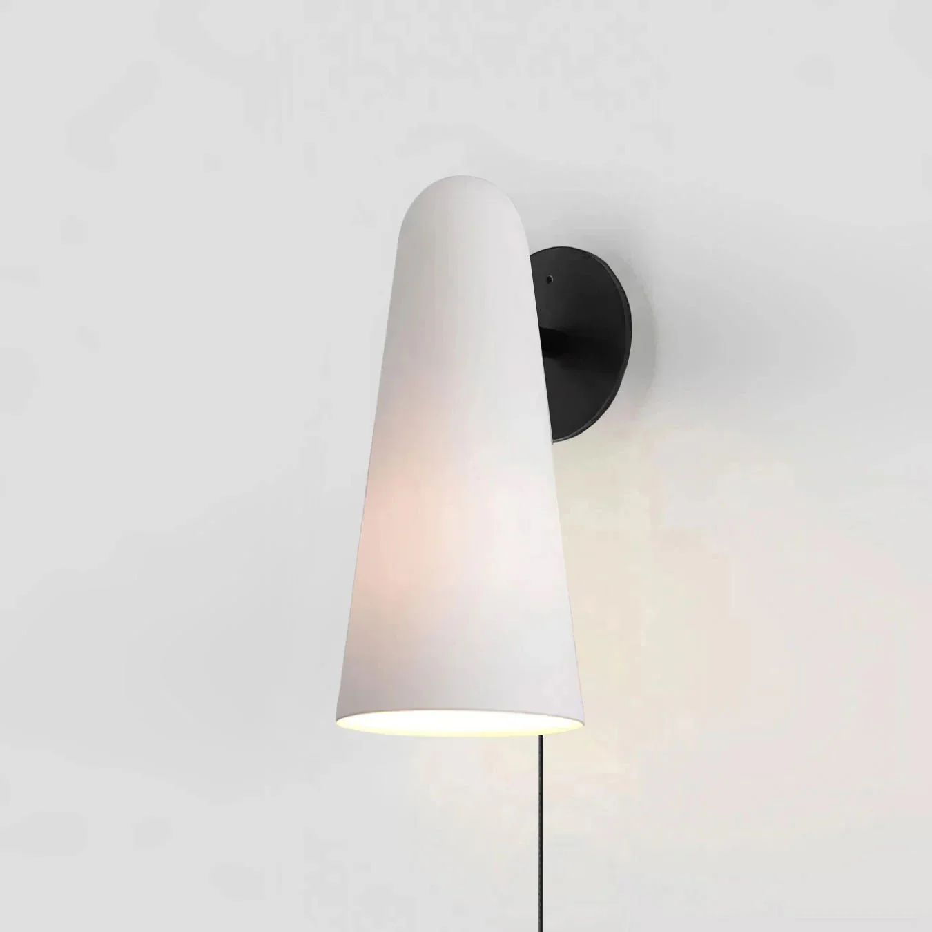 Conical Glass Plug-in Wall Lamp - Image 10