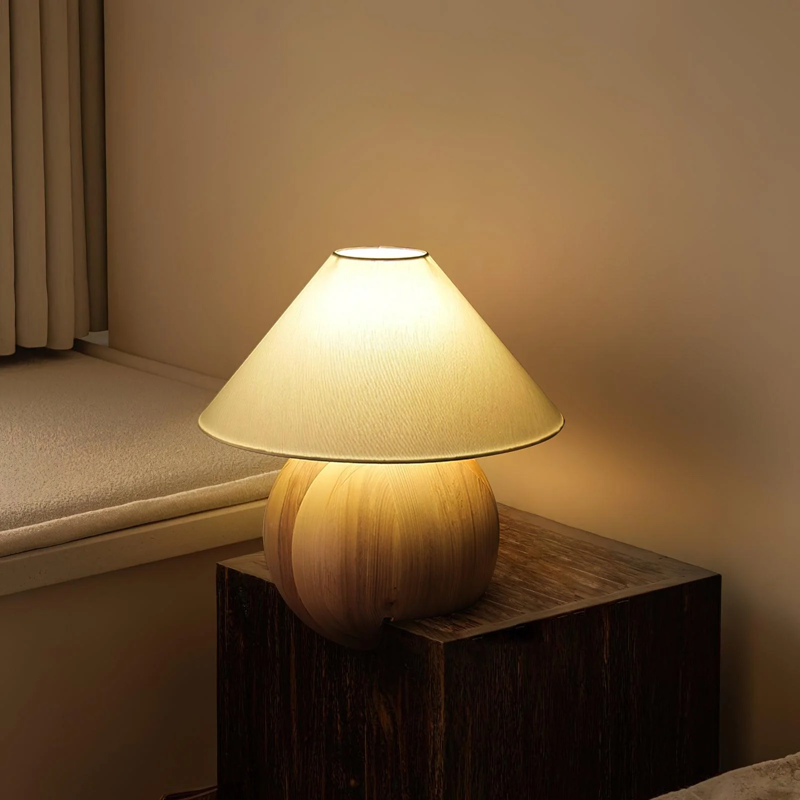 Corner Log Table Lamp - Image 6