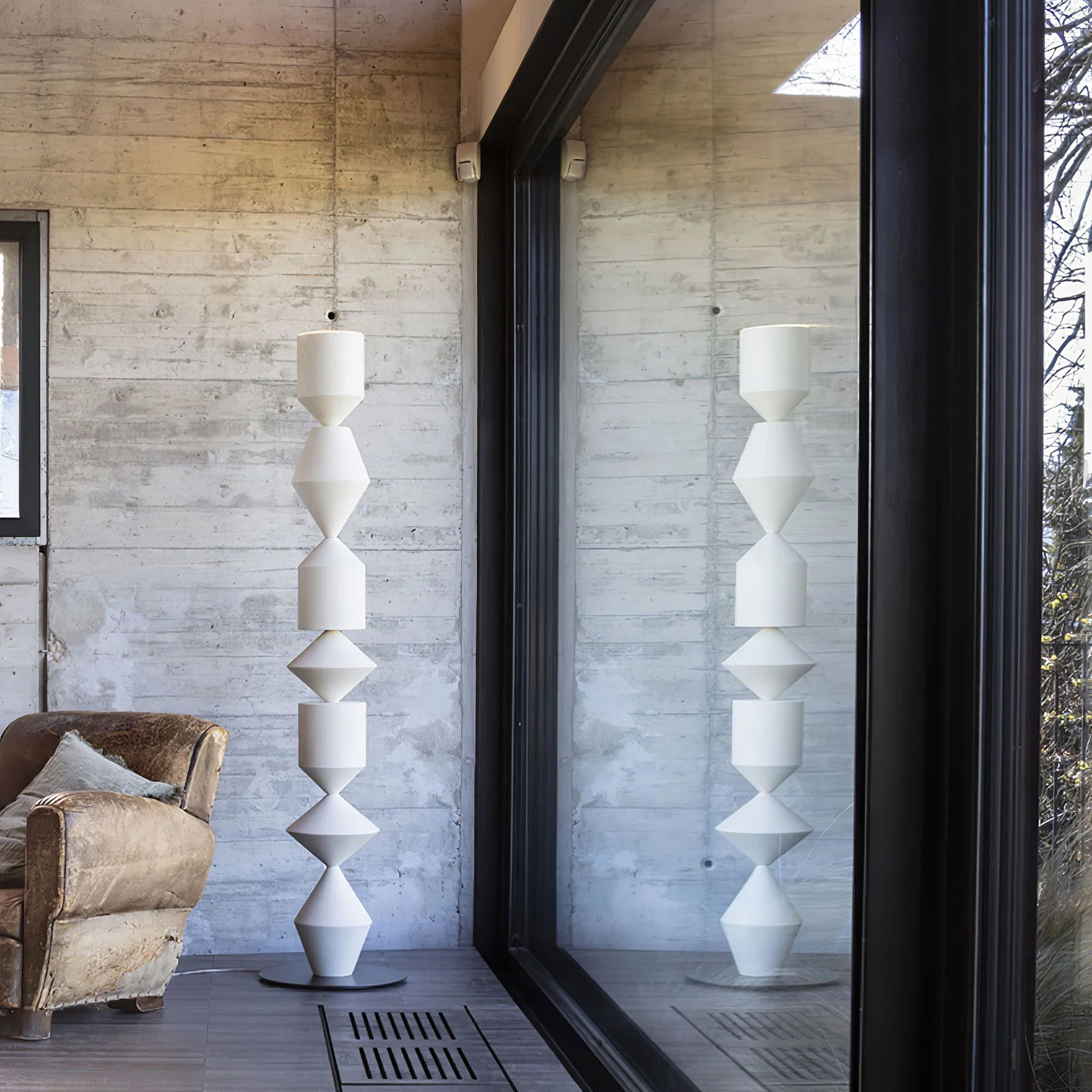 Costantina Floor Lamp - Image 18