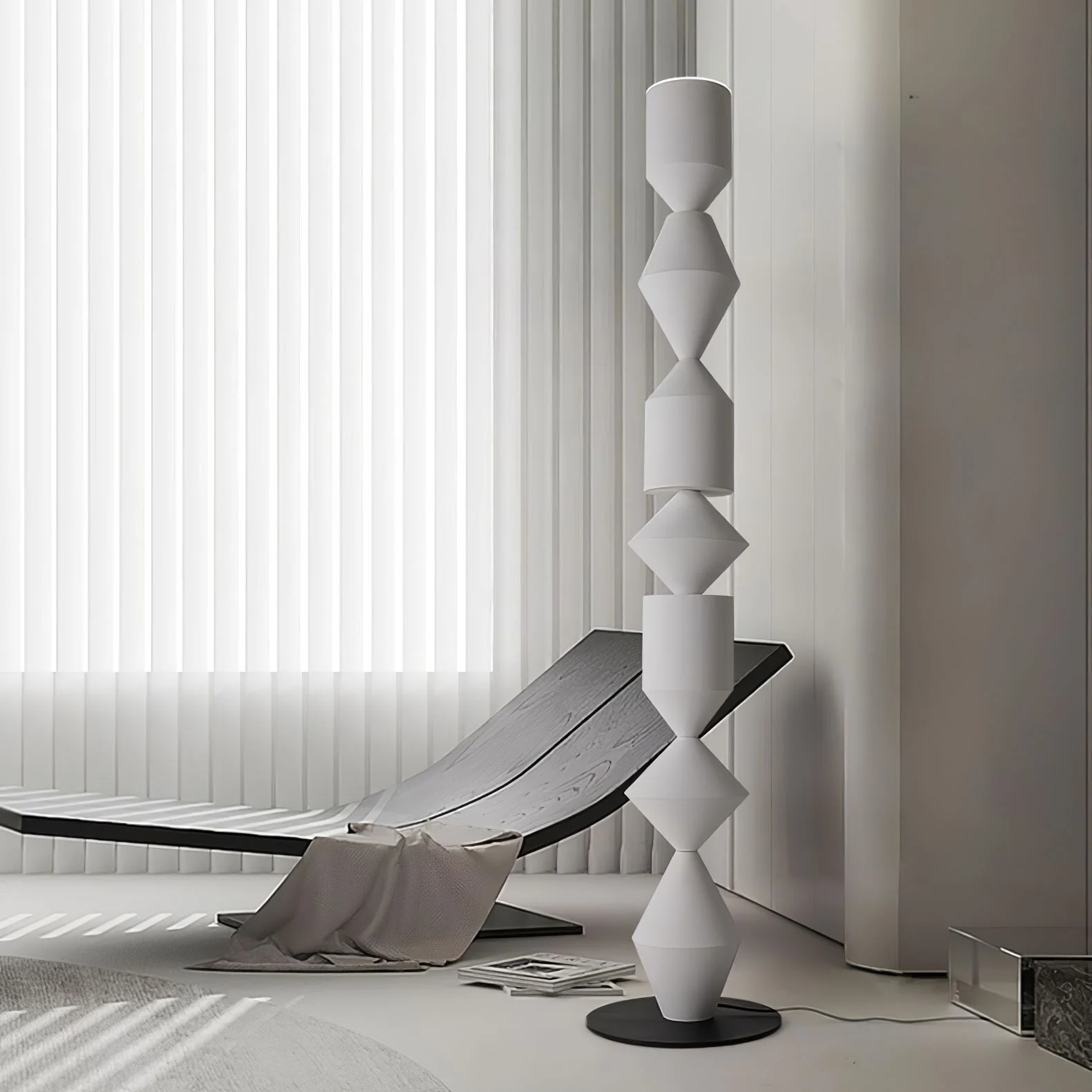 Costantina Floor Lamp - Image 6