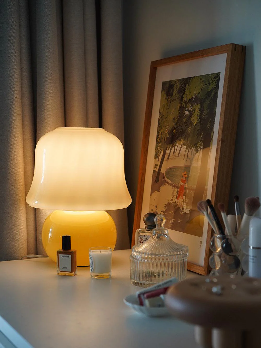 Creamy Mushroom Table Lamp - Image 42