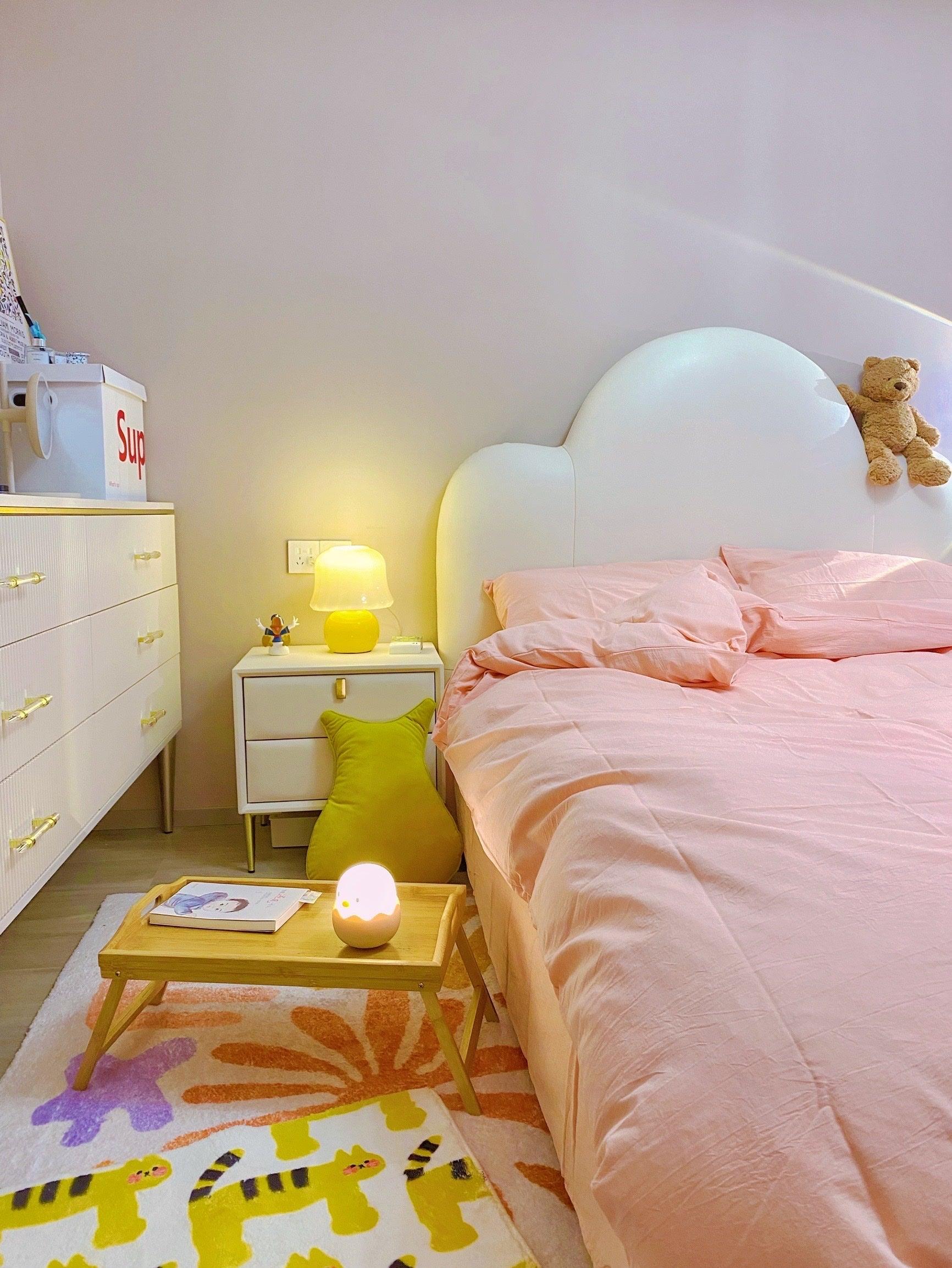 Creamy Mushroom Table Lamp - Image 49