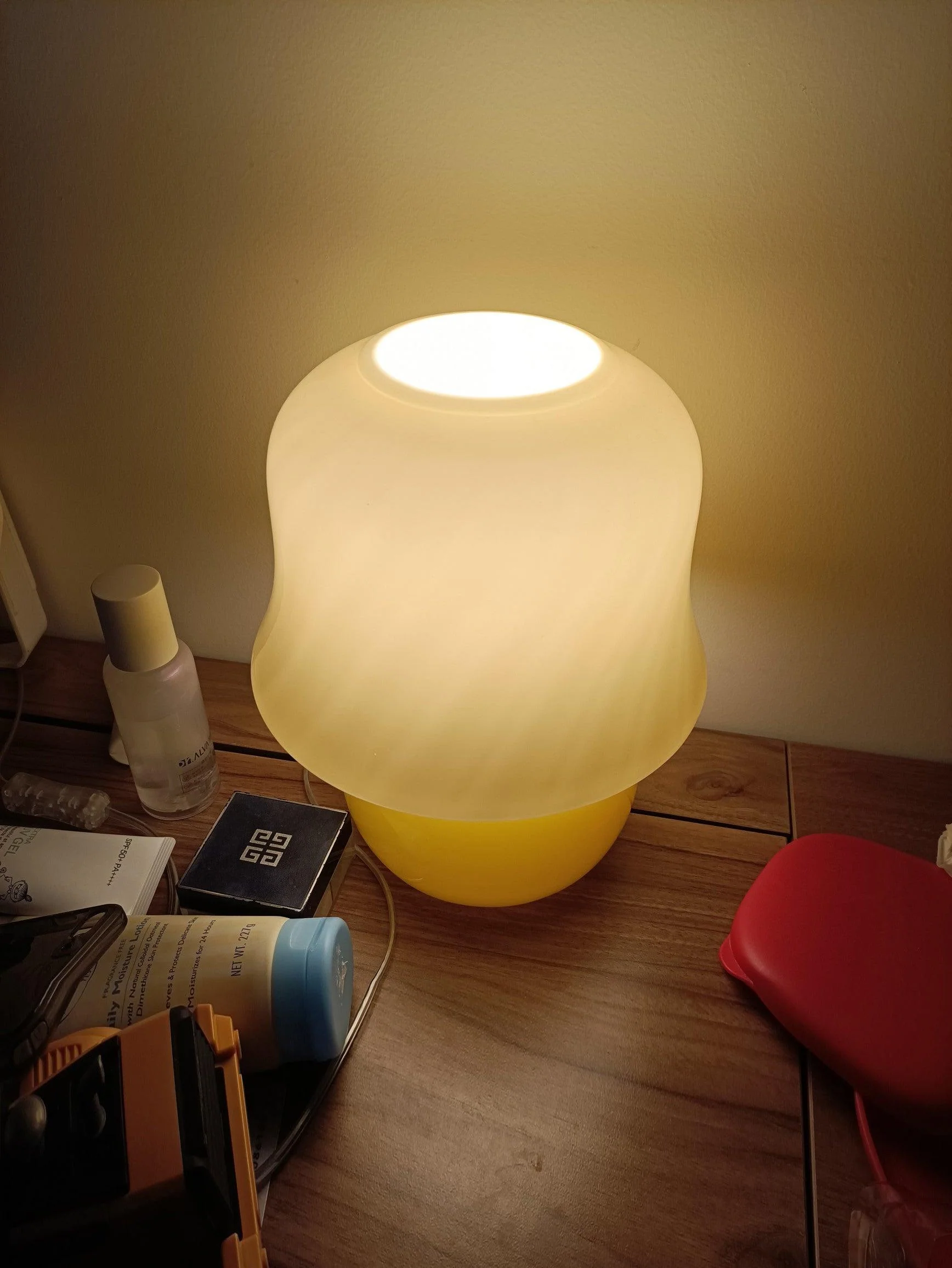 Creamy Mushroom Table Lamp - Image 53