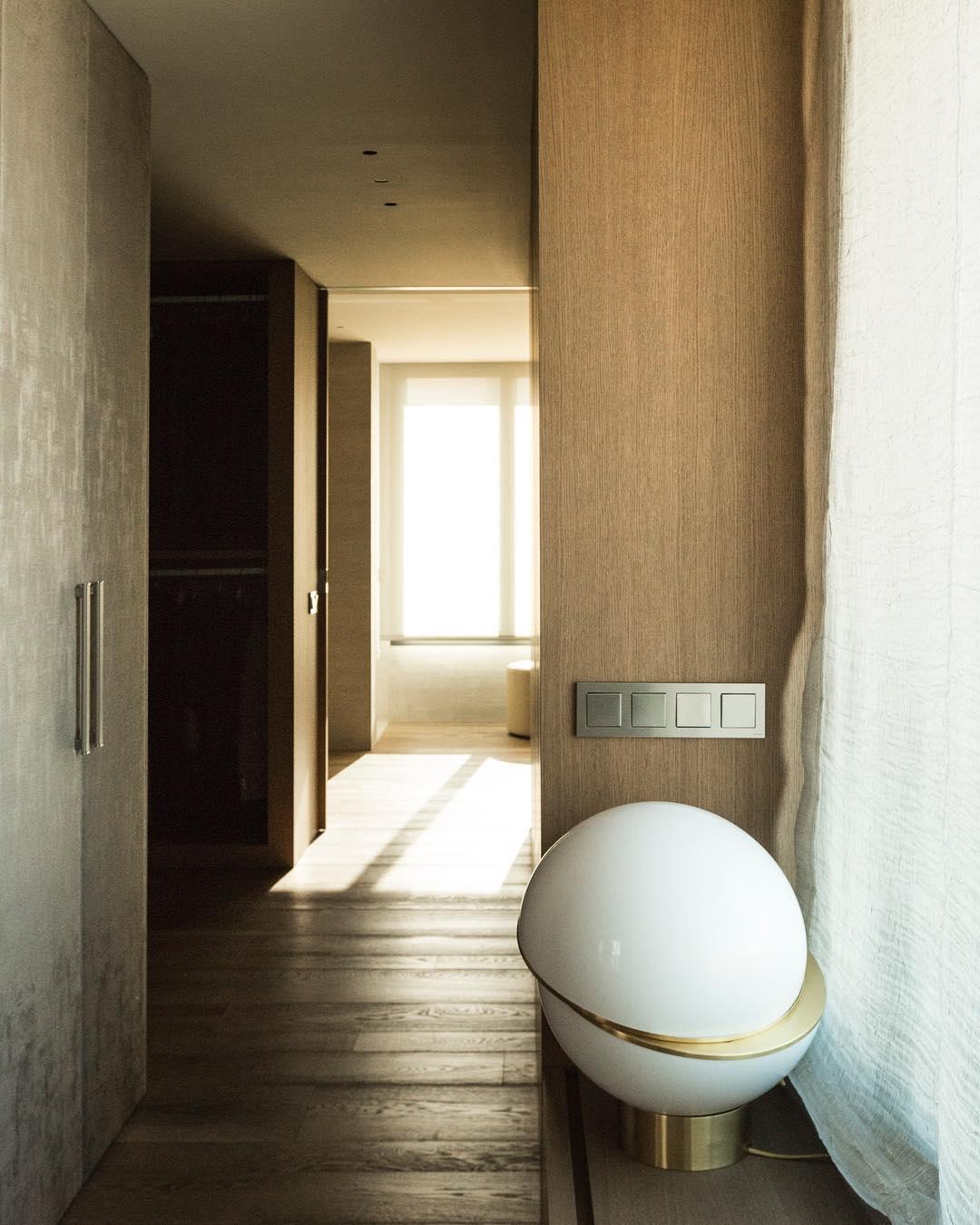 Crescent Table Lamp - Image 11