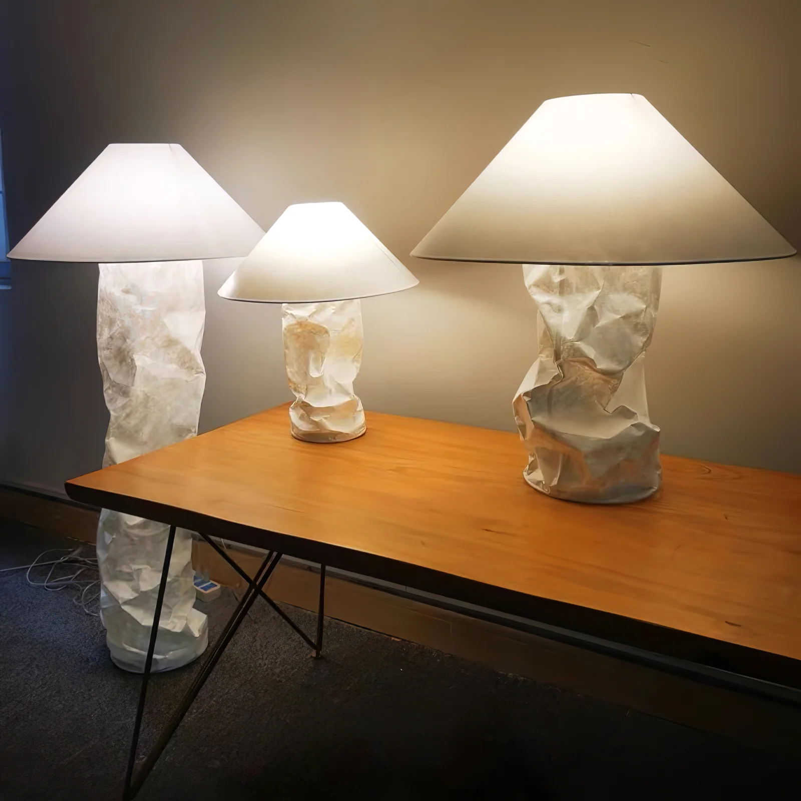 Crinkle Paper Table Lamp - Image 36