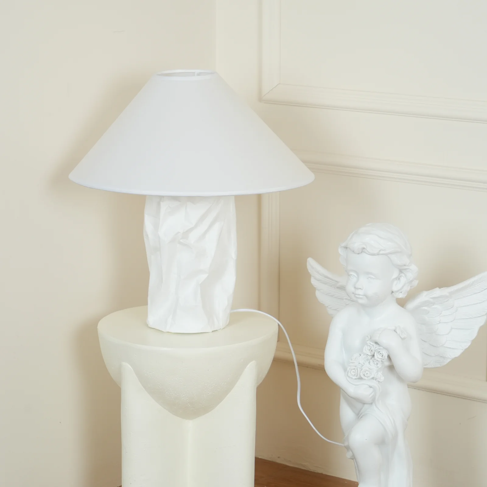 Crinkle Paper Table Lamp - Image 52