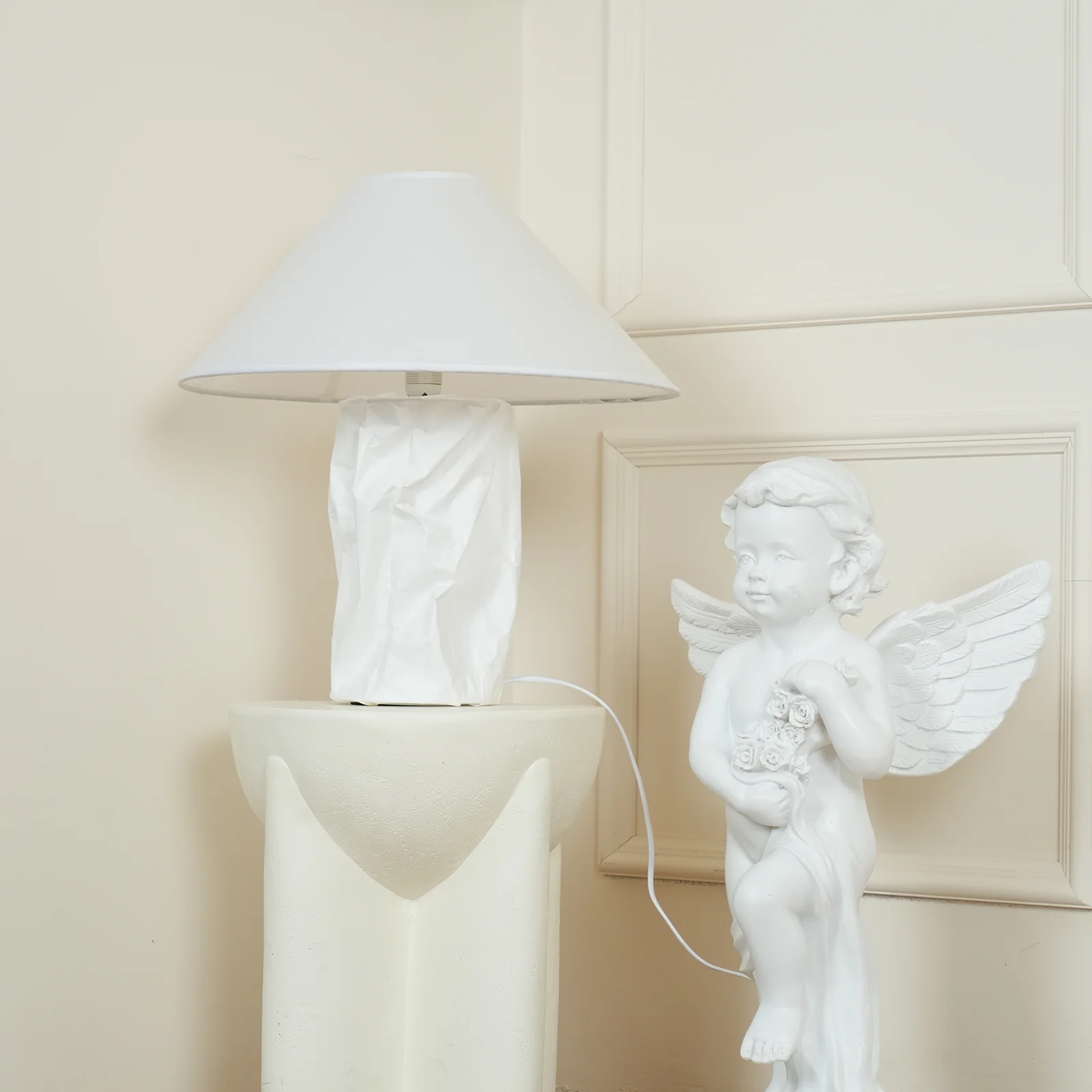 Crinkle Paper Table Lamp - Image 53