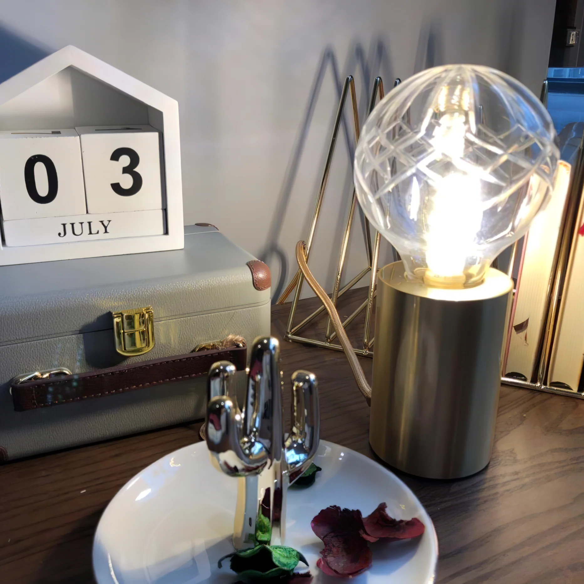 Crystal Bulb Table Lamp - Image 40