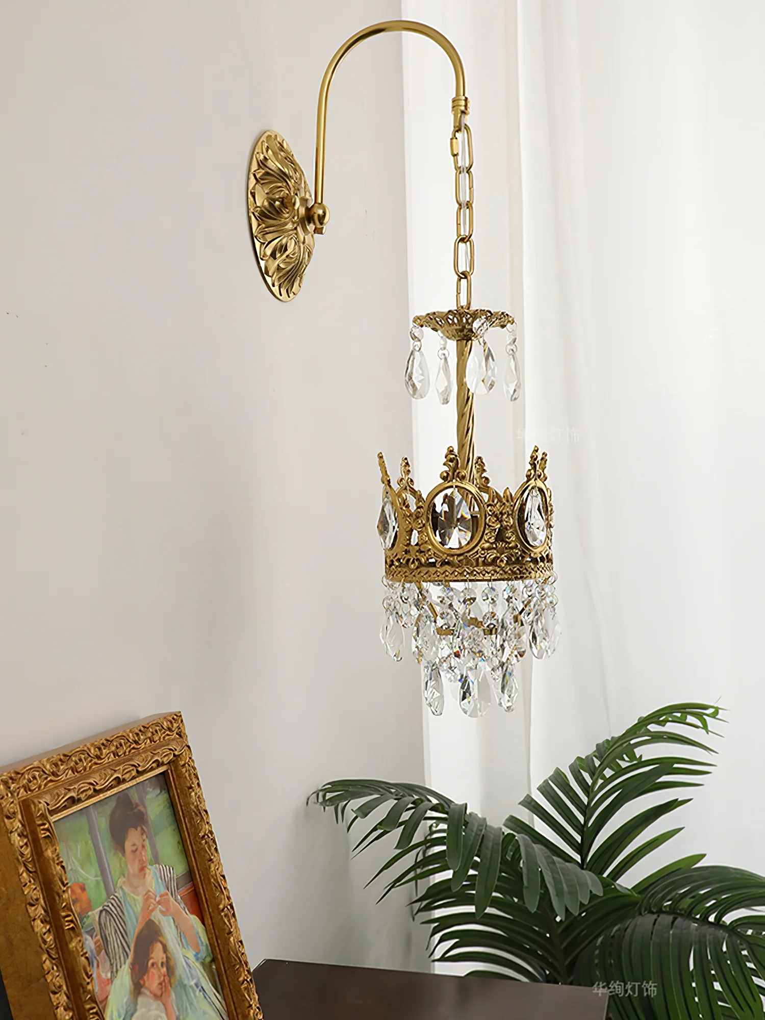 Crystal Crown Wall Light - Image 36