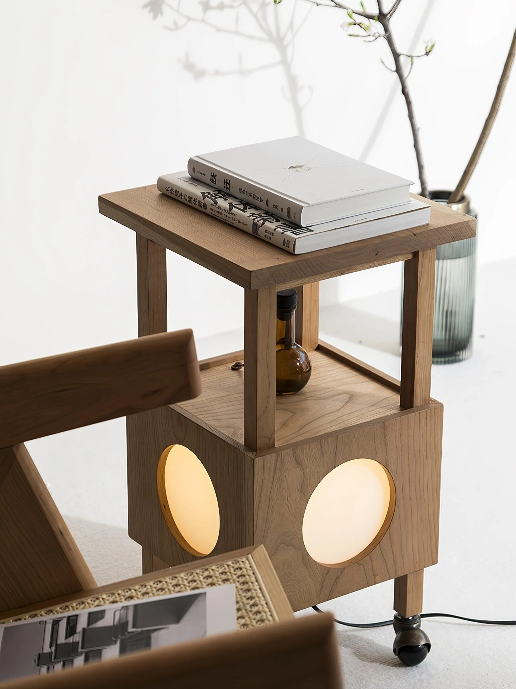 Cubby Mobile Table Light - Image 13