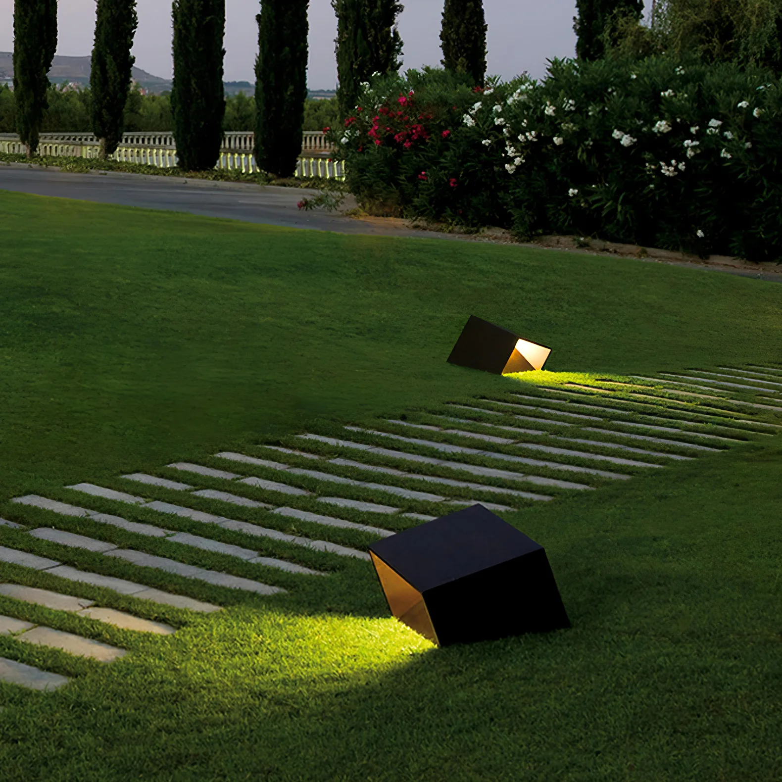 Cube Garden Outdoor Light - Image 33
