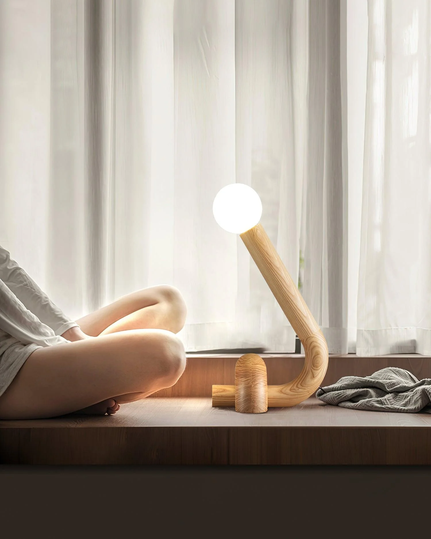 Curled Table Lamp - Image 11