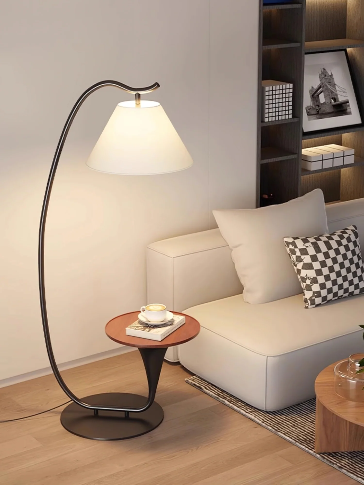 Curvature Floor Lamp - Image 27