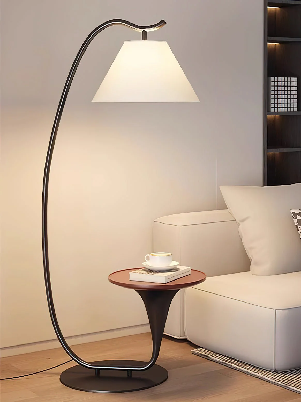 Curvature Floor Lamp - Image 3