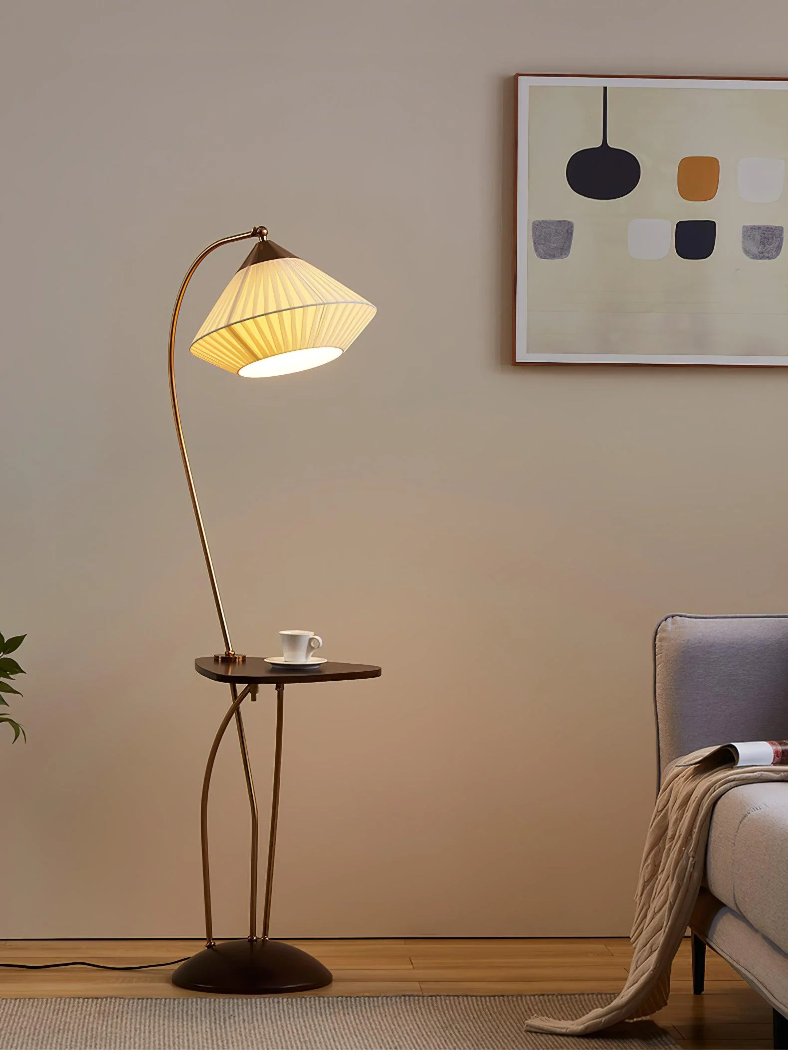 Curve With Table Floor Lamp - Image 8