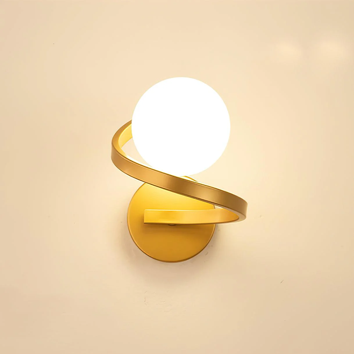 Curved Brass Wall Lamp - Image 9