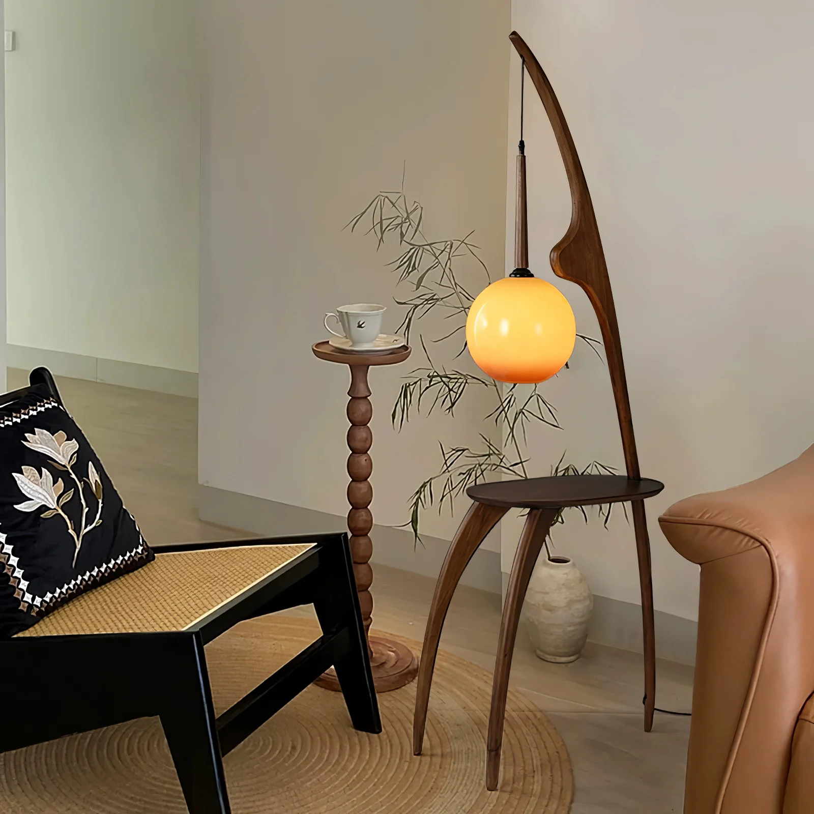 Curved Mantis Arm Floor Lamp - Image 5