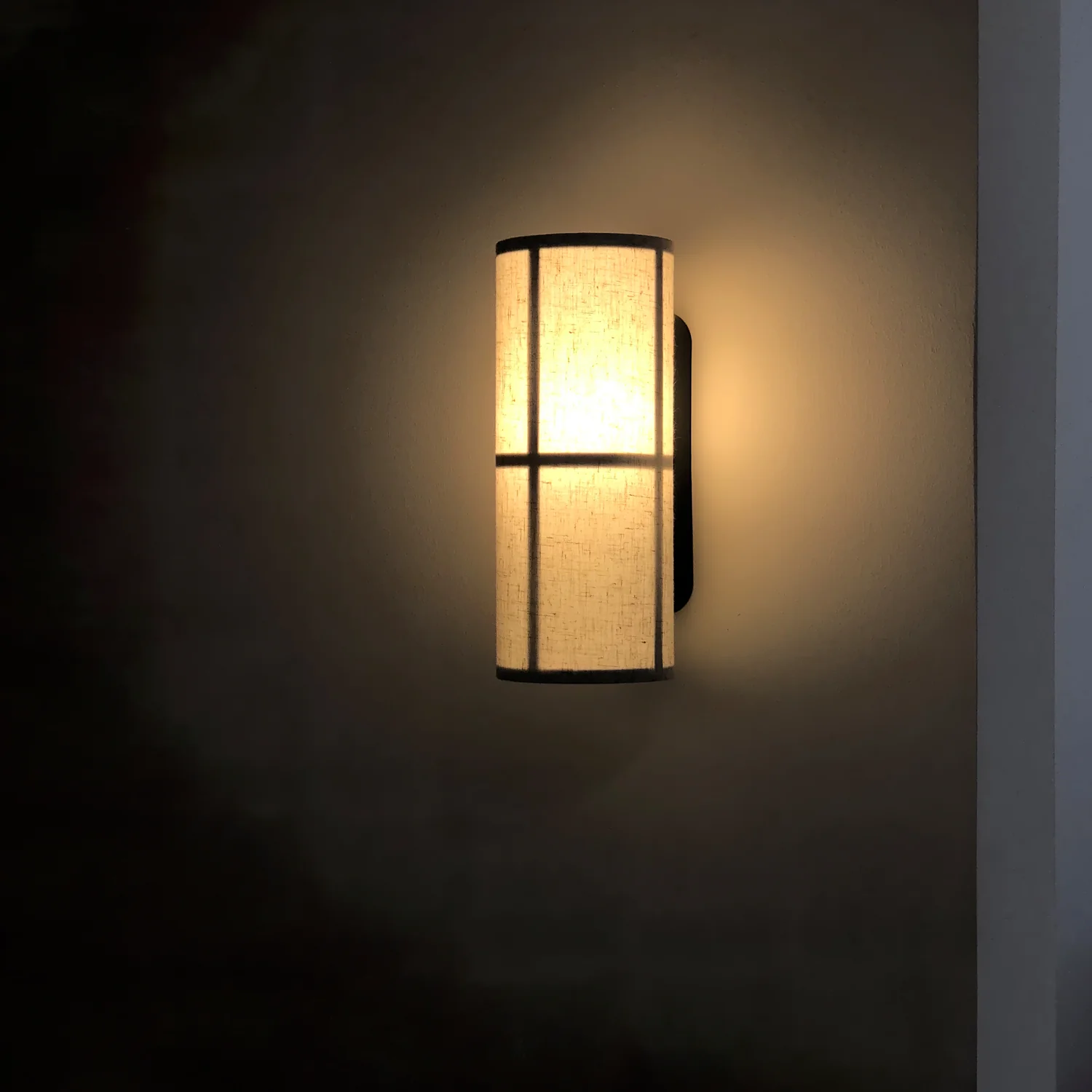Cylinder Fabric Plug-in Wall Lamp - Image 10