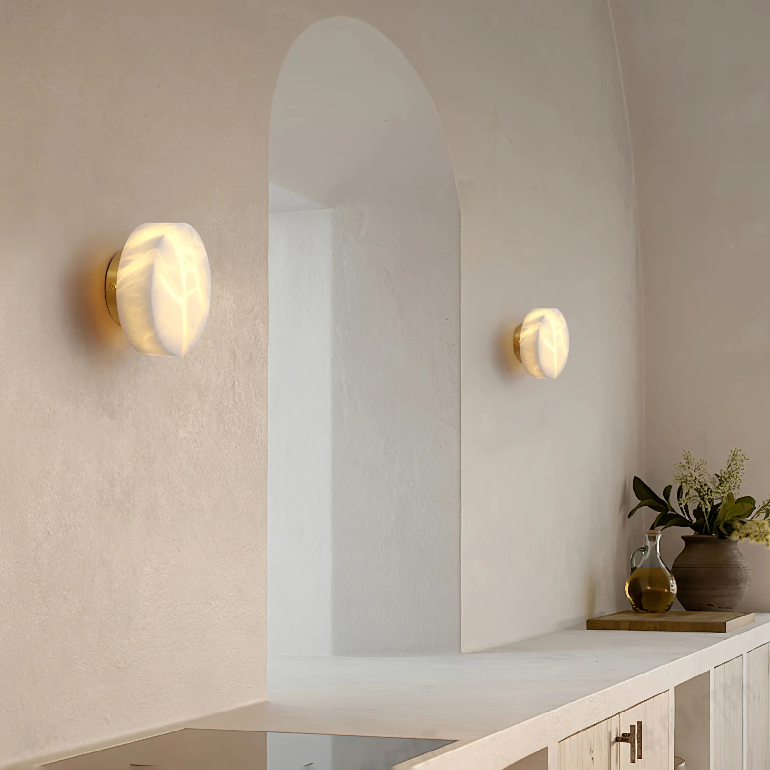 Cylindrical Alabaster Wall Light - Image 9