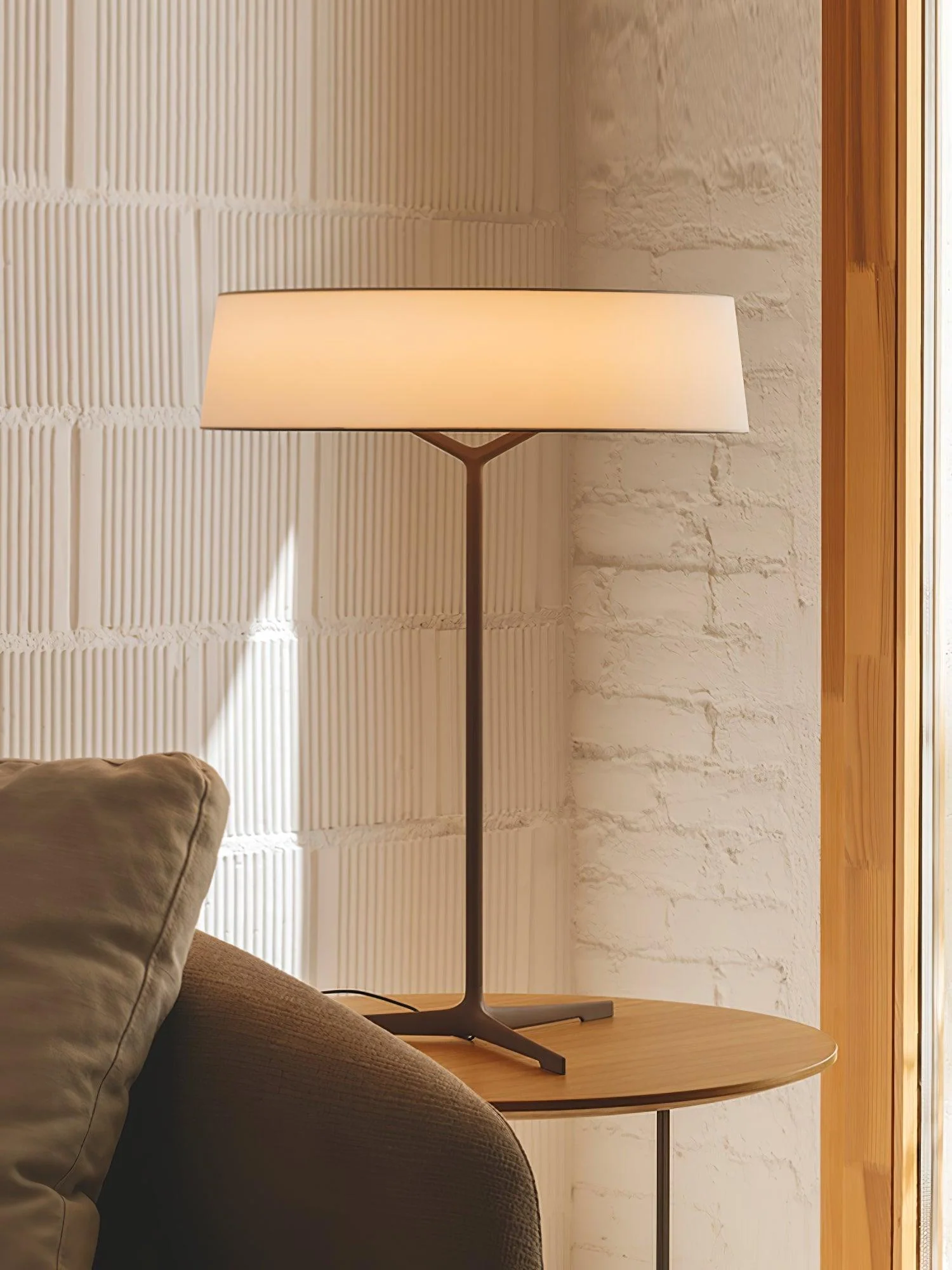 Dama Table Lamp - Image 12