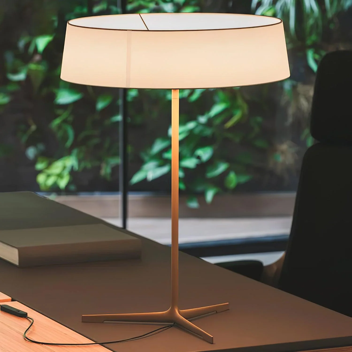 Dama Table Lamp - Image 13