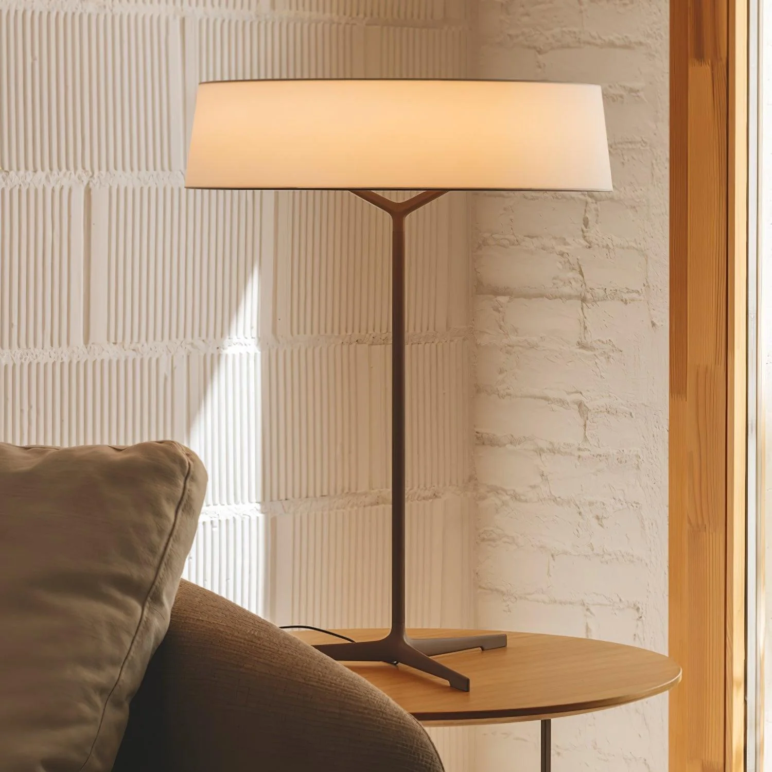 Dama Table Lamp - Image 29