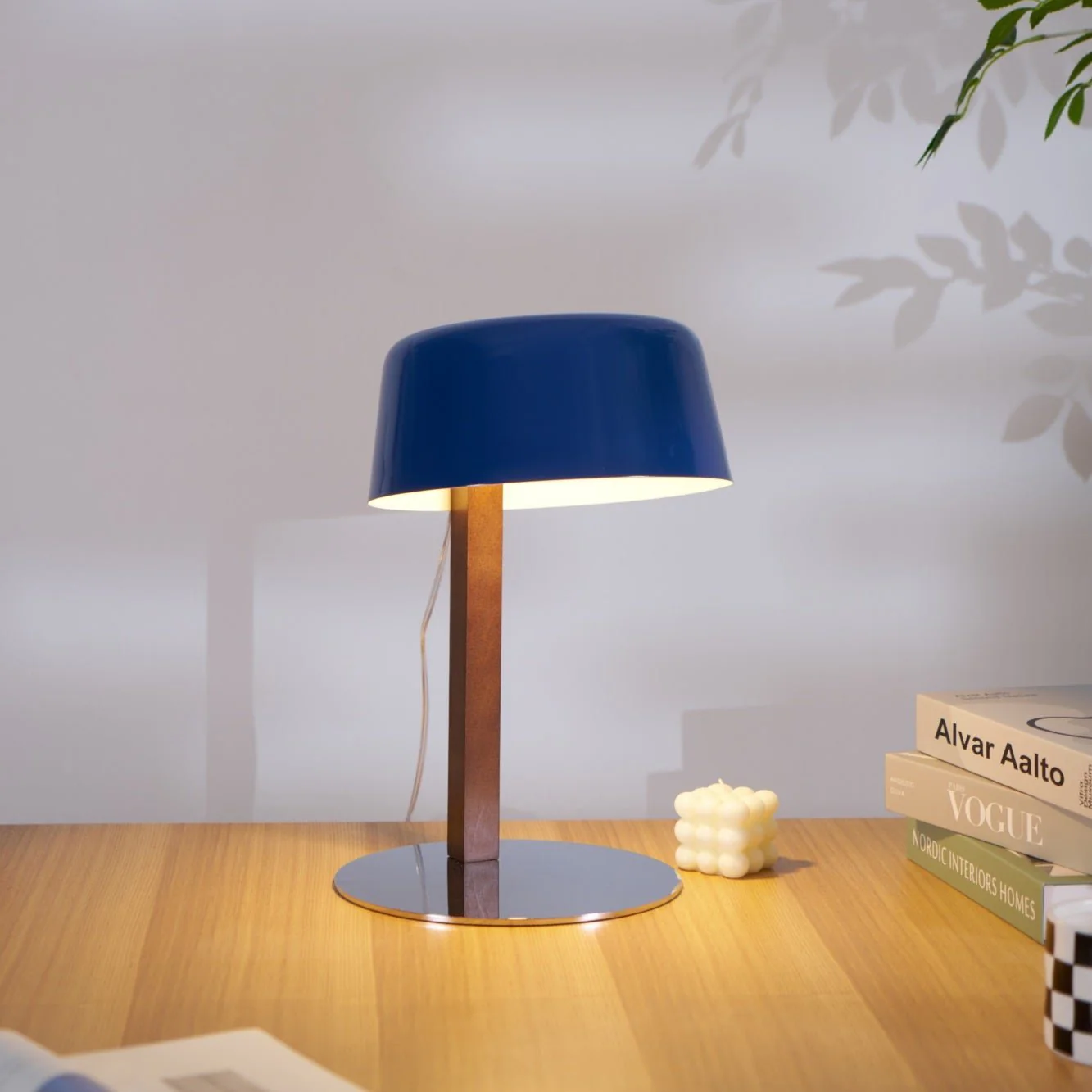 Dario Tilted Table Lamp - Image 4
