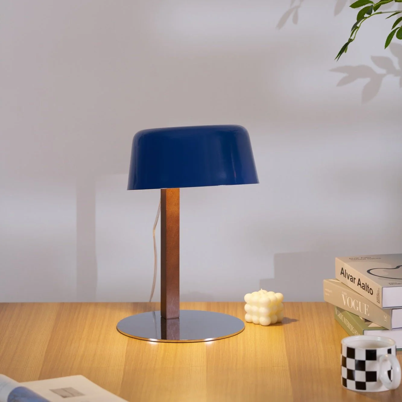 Dario Tilted Table Lamp - Image 5