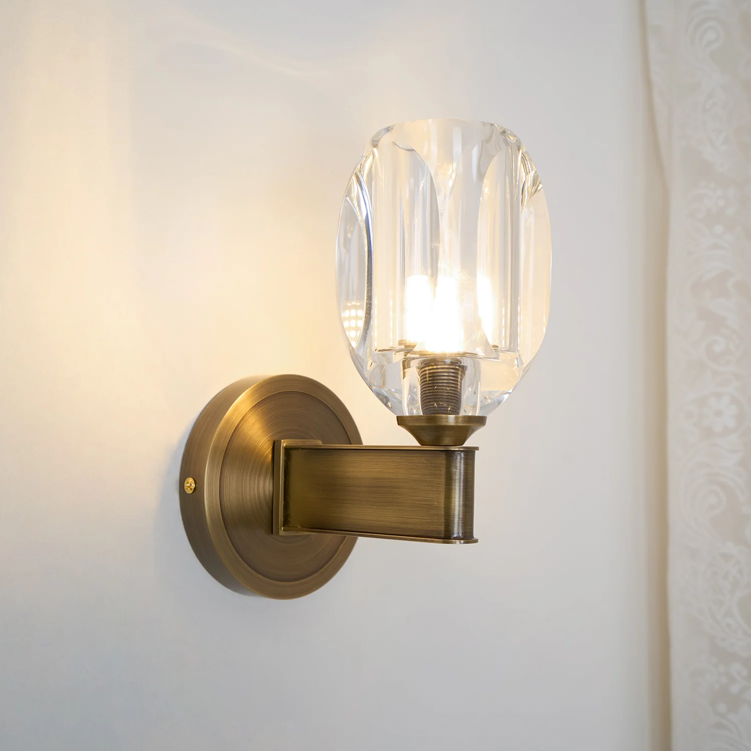 Diamond Crystal Sconce - Image 17