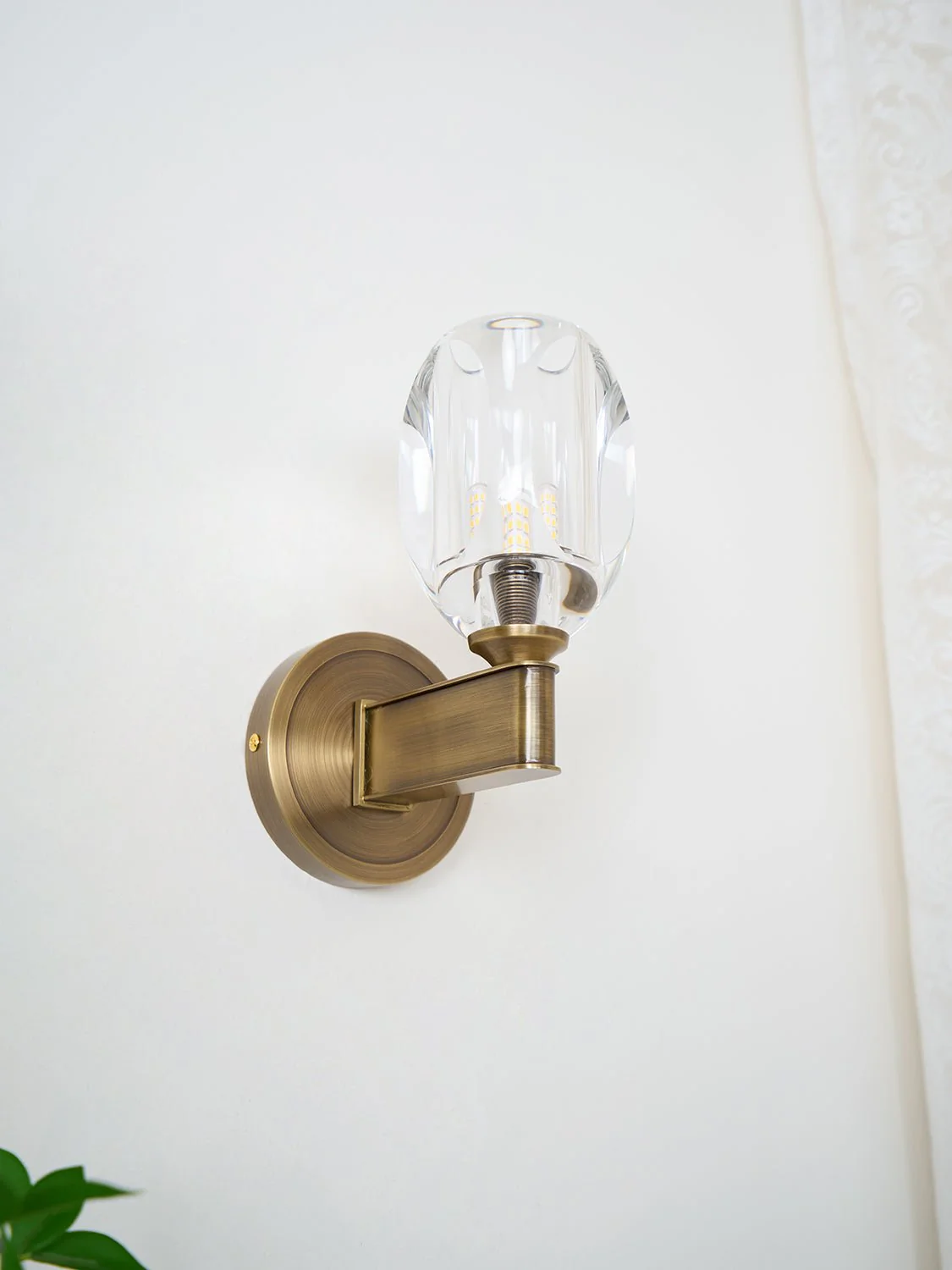 Diamond Crystal Sconce - Image 24