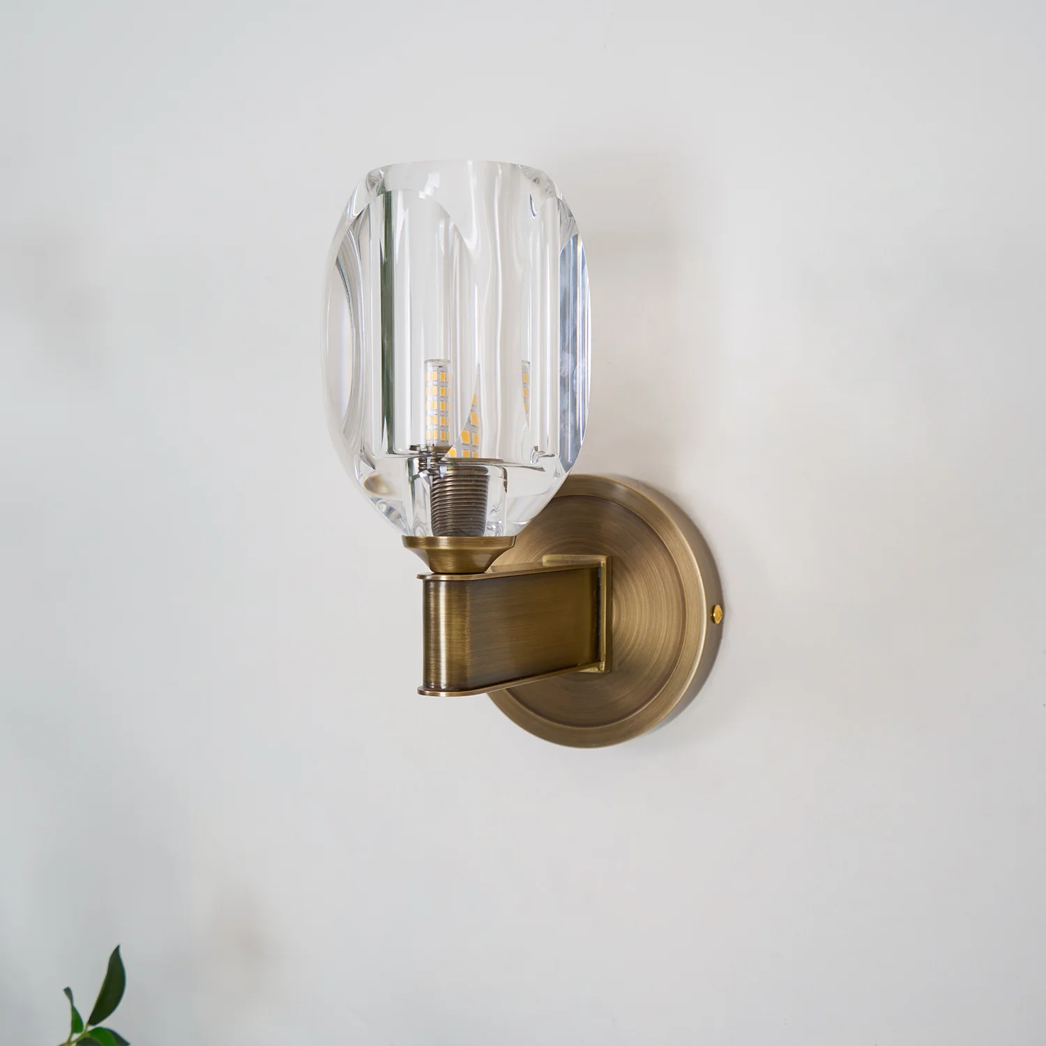 Diamond Crystal Sconce - Image 27
