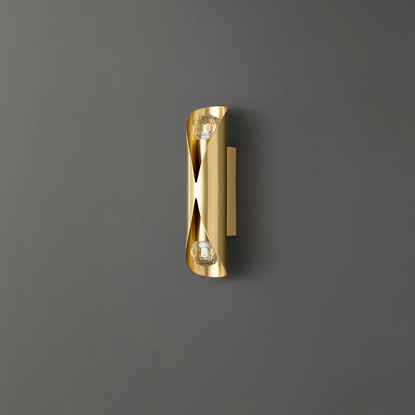 Diamonds Brass Wall Lamp - Image 12
